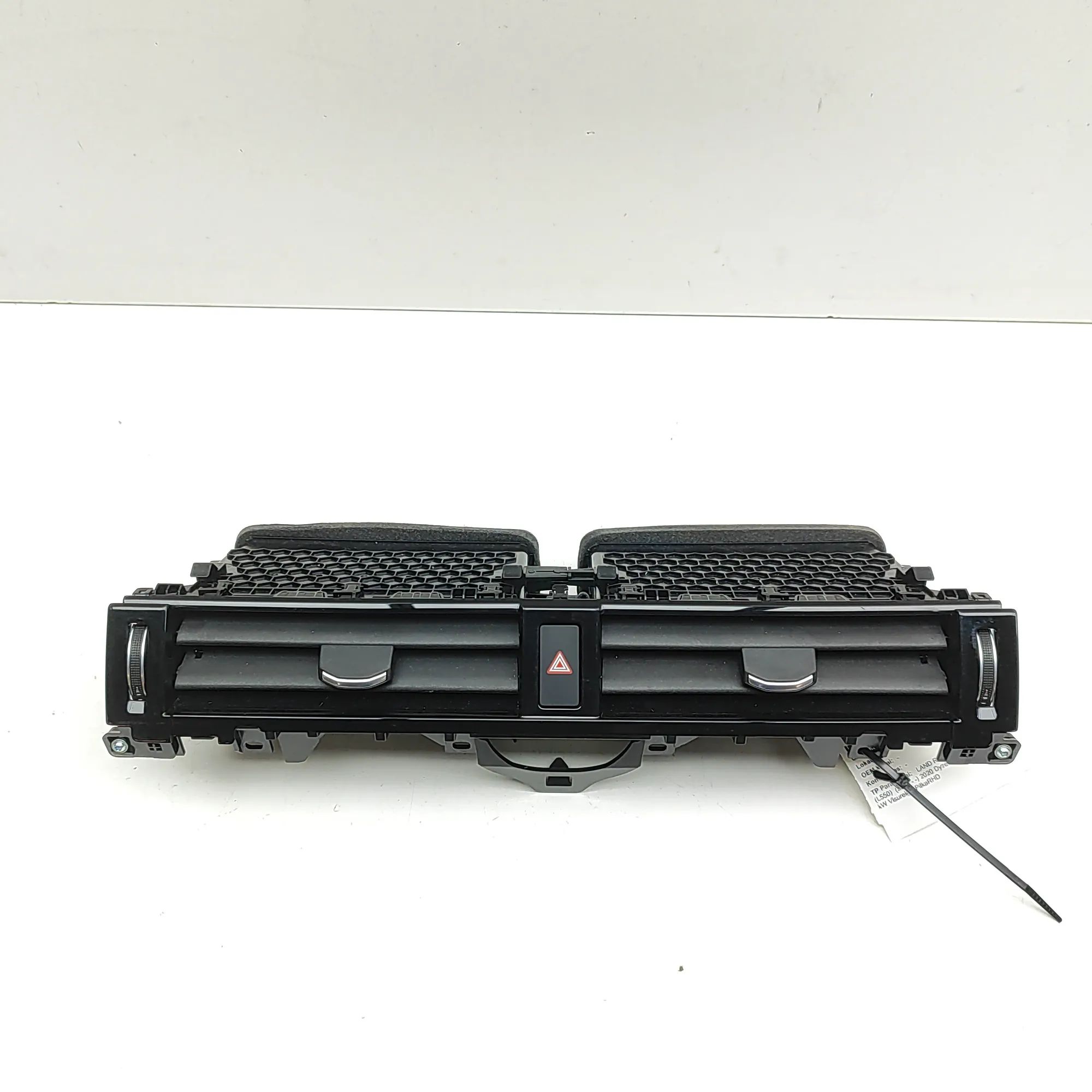 Land Rover Discovery Sport Dashboard Air Vents Dashboard Air Vents — LAND ROVER DISCOVERY SPOR...