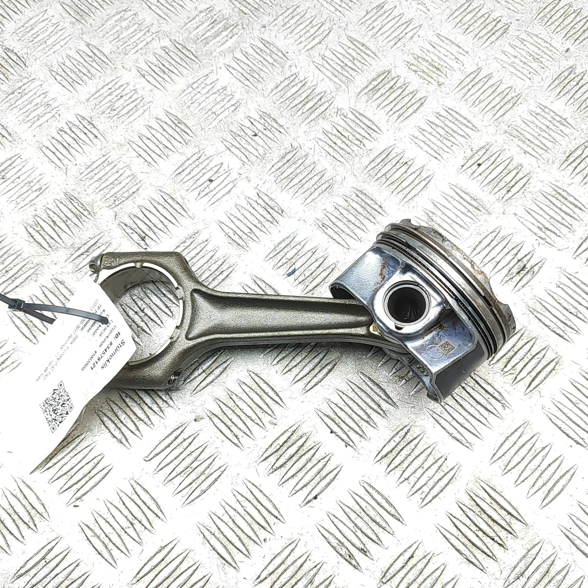 BMW 4 (F32 / F33 / F36) Piston Piston — BMW 4 SERIES (F32, F33, F36, F82, F83)...