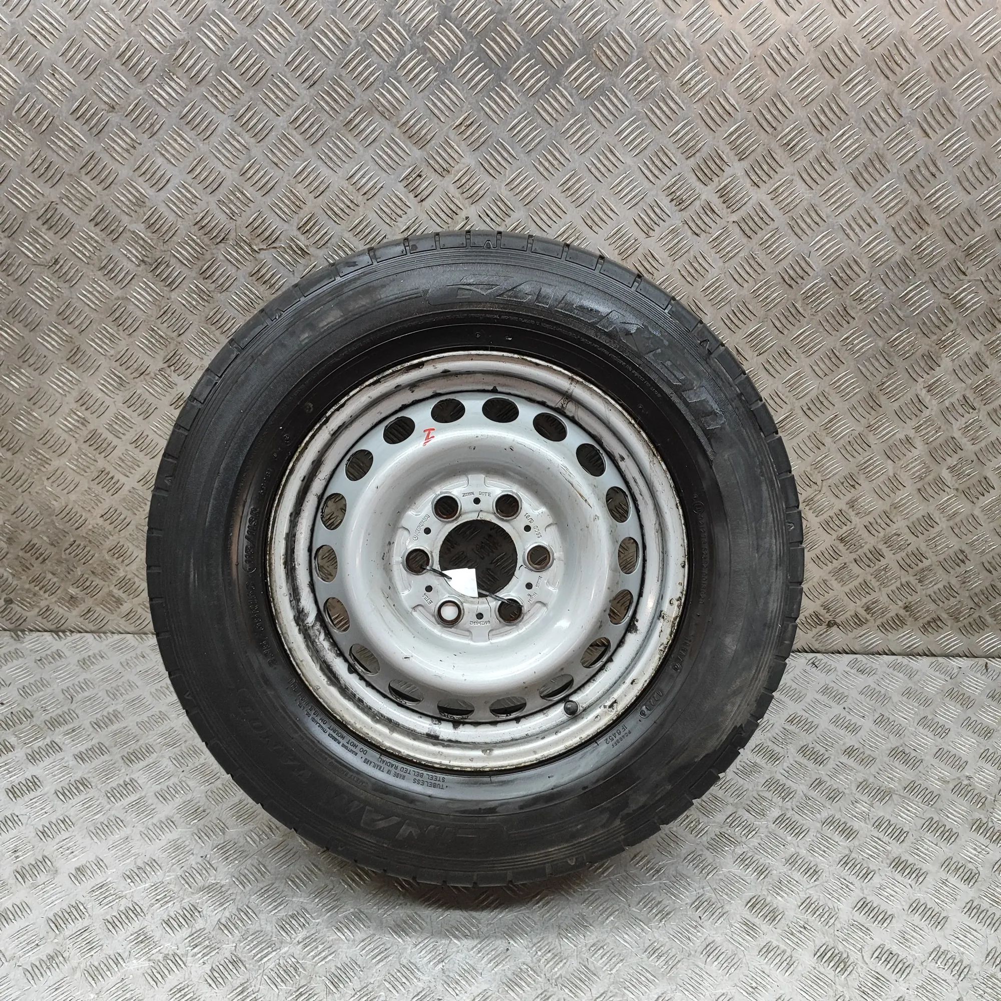 Mercedes-Benz Sprinter (W907 / W910)  Alloy Wheel Alloy wheel — MERCEDES BENZ SPRINTER (3, 5-t Va...