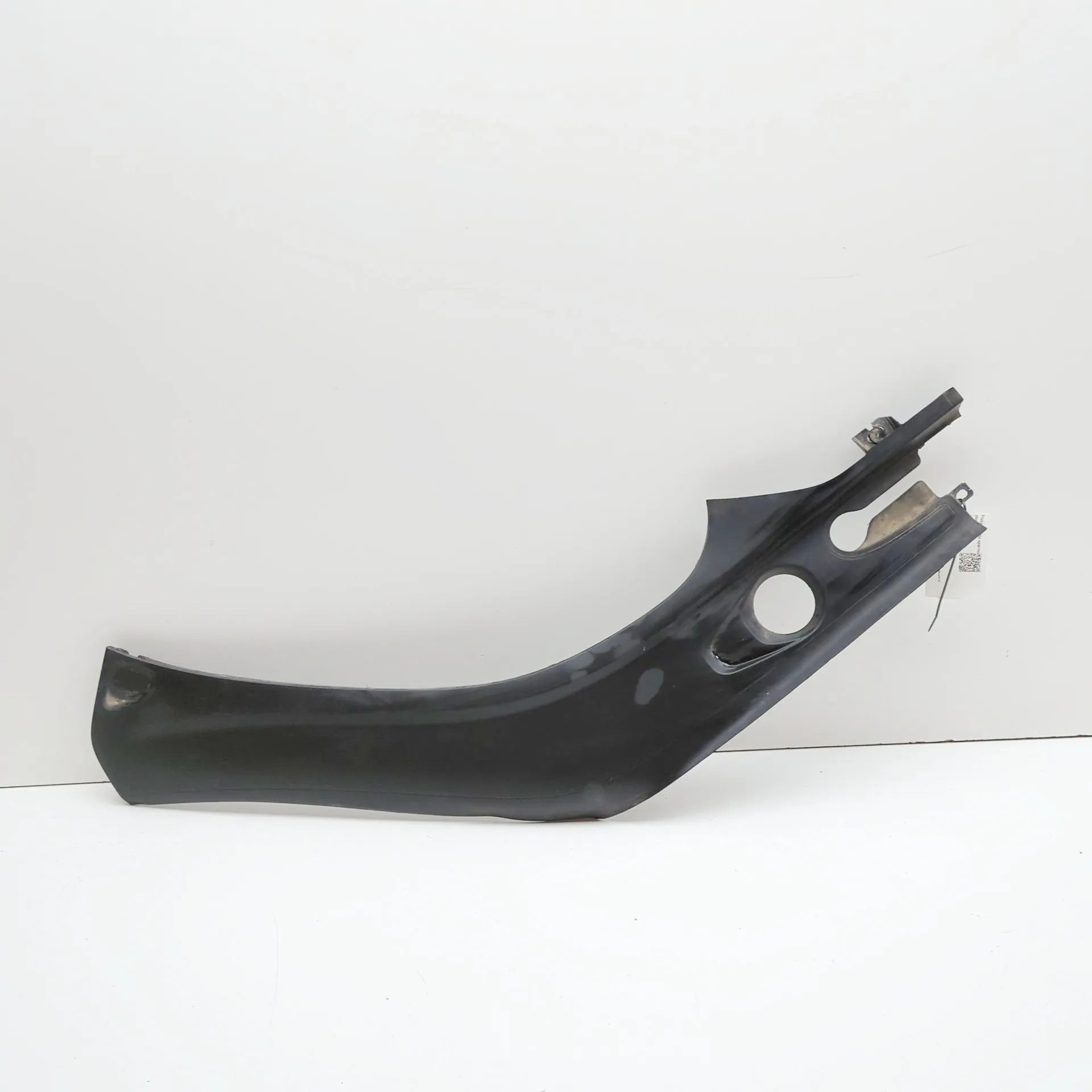 Tesla Model X Slam Panel Frame Plastic Trim Slam Panel Frame Plastic Trim — TESLA MODEL X (...