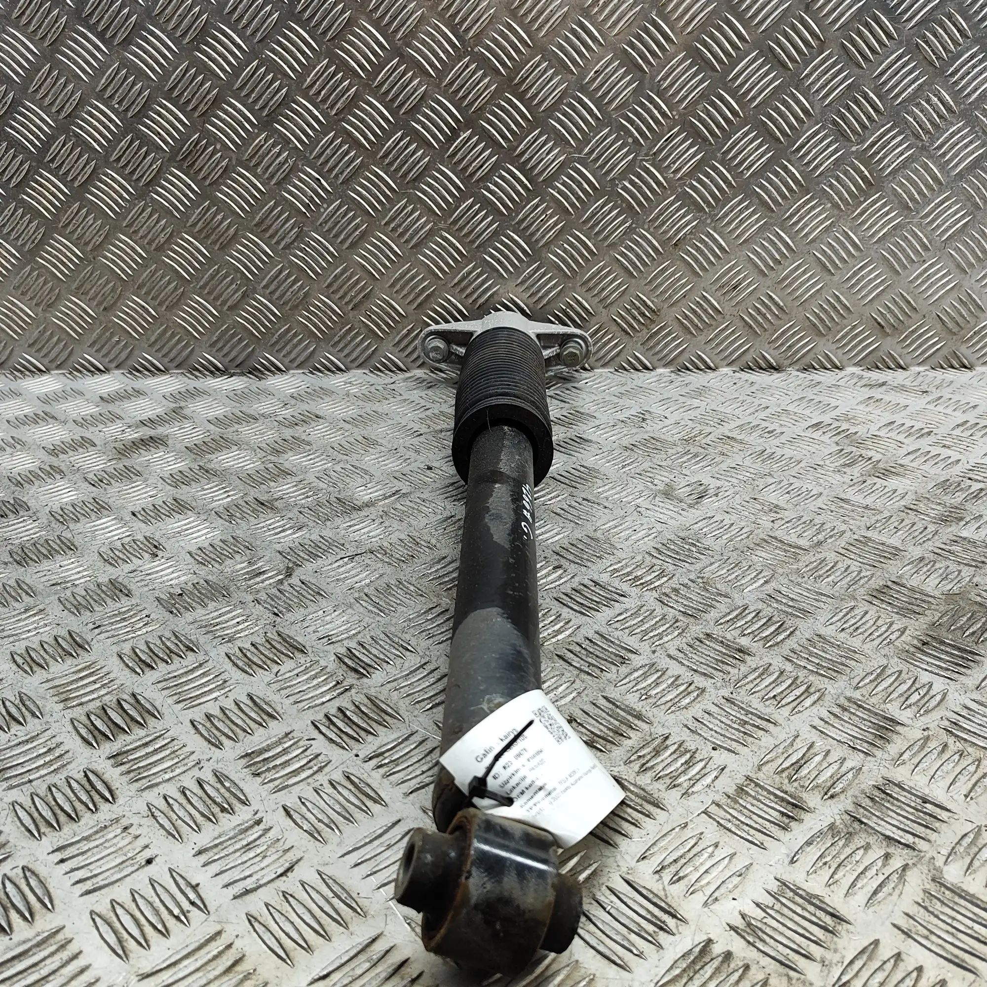 Tesla Model Y Shock absorber — rear left Shock absorber — rear left — TESLA MODEL Y (201...