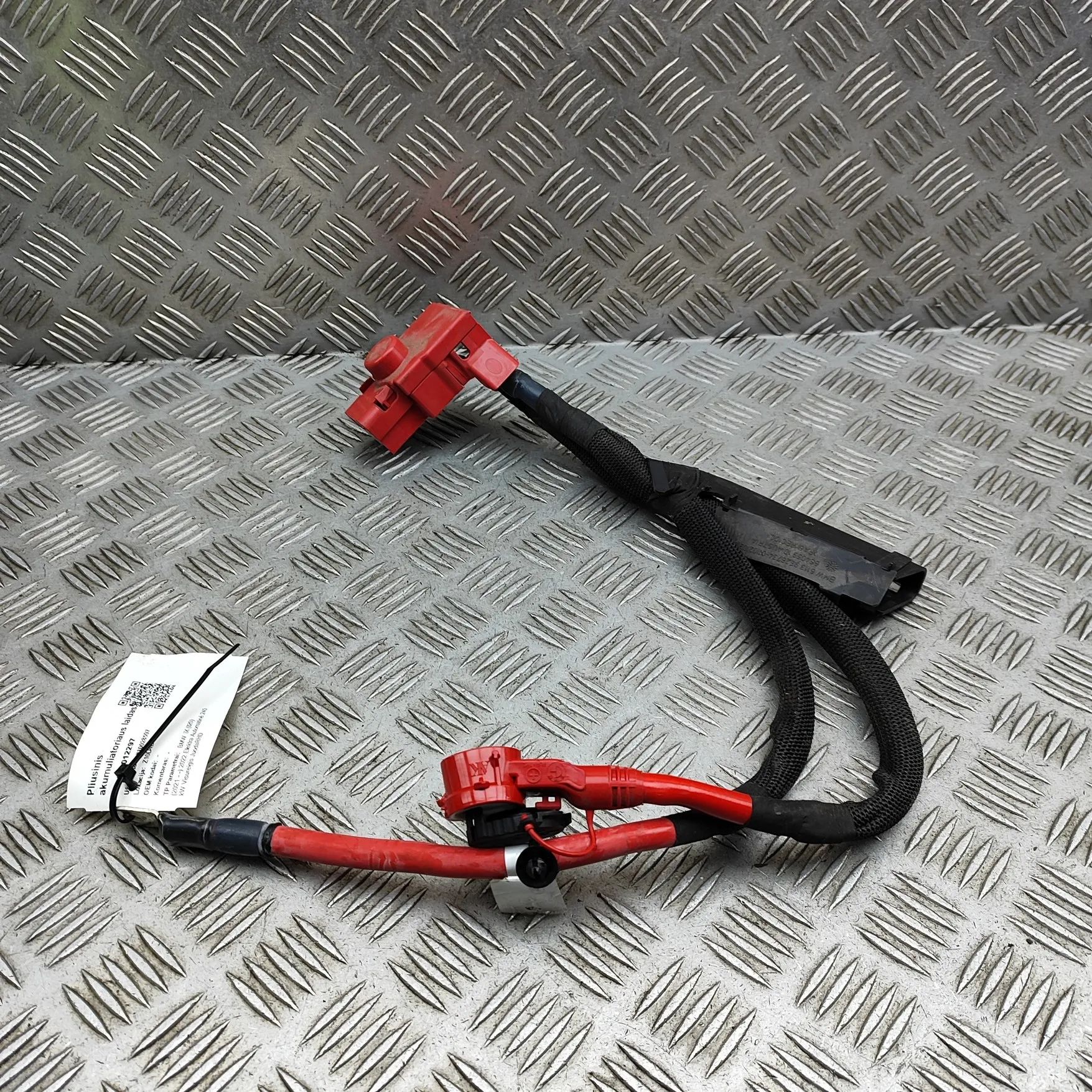 BMW iX (I20) Positive Battery Cable Positive Battery Cable — BMW IX (I20) (2021-......