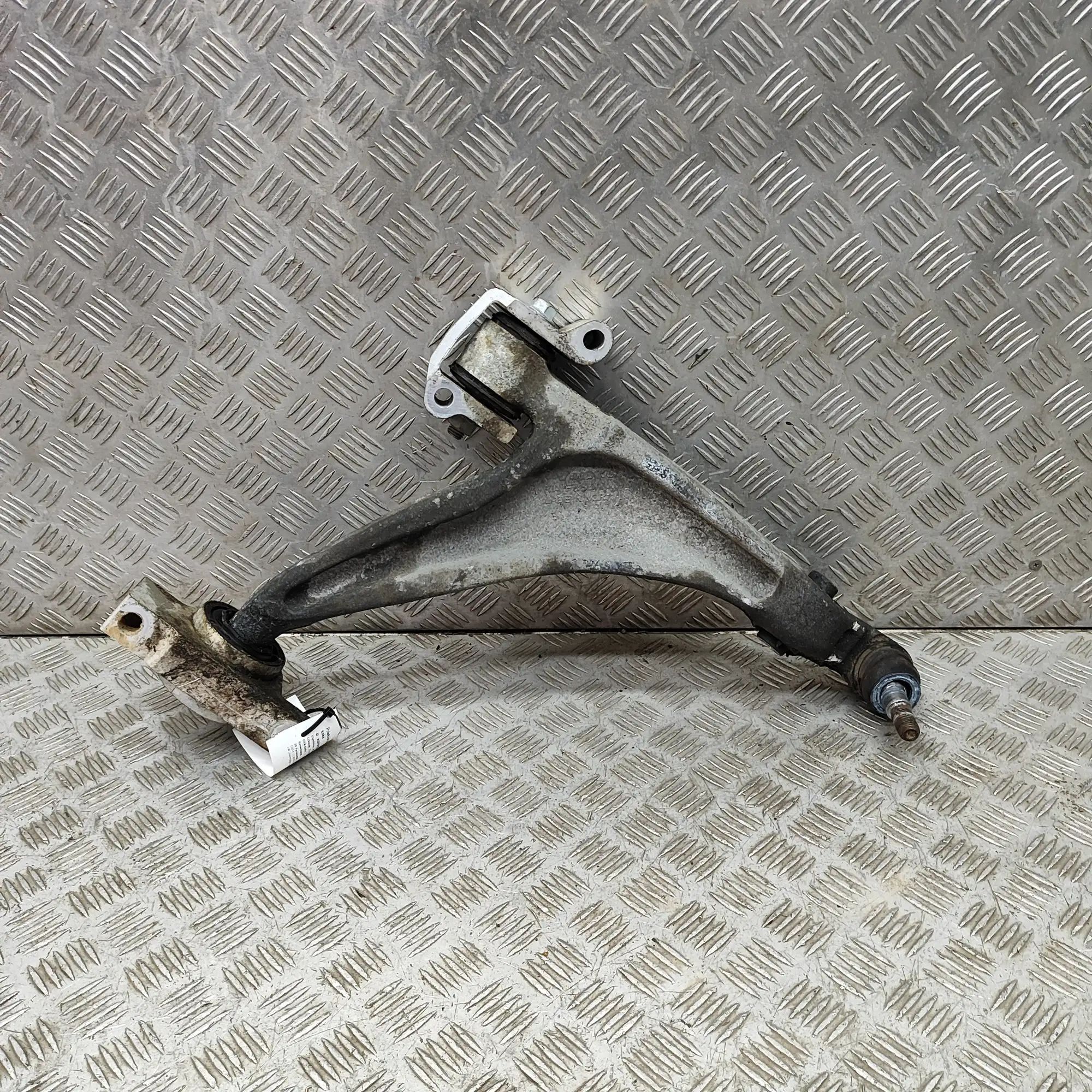 Volvo XC90 Front Left Lower Control Arm Front Left Lower Control Arm — VOLVO XC90 (II) ...