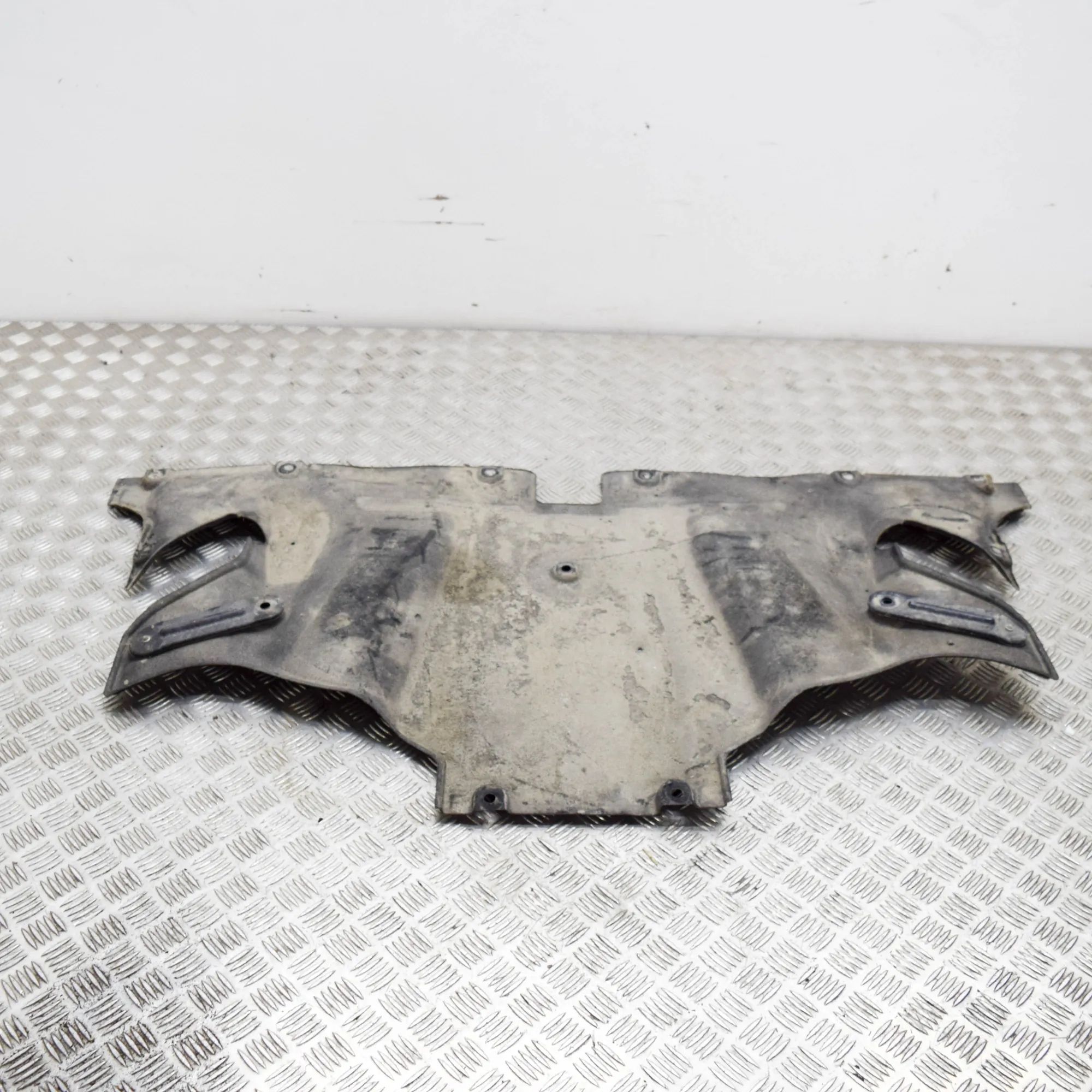 Tesla Model 3 Mootorikate (1.9 TDi) Engine cover — TESLA MODEL 3 (2018-...)

Genera...