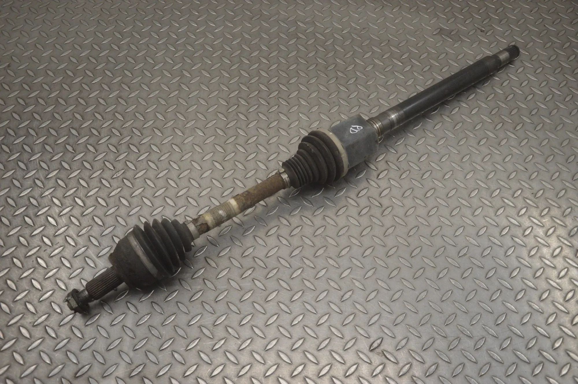 Land Rover Discovery Front Right Driveshaft Front Right Driveshaft — LAND ROVER DISCOVERY (...