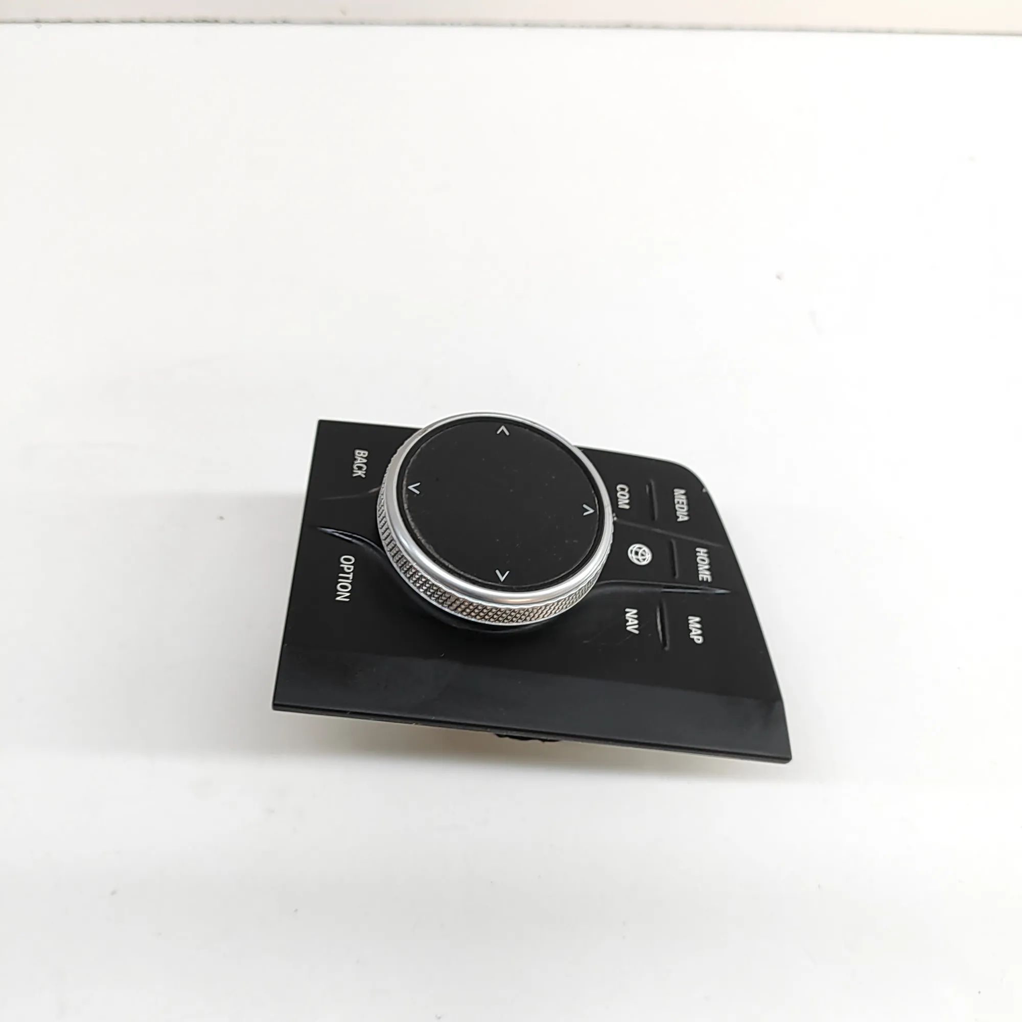 BMW 3 (F30 / F31) Navigation Control Knob Navigation control knob — BMW 3 SERIES (G20, G2...
