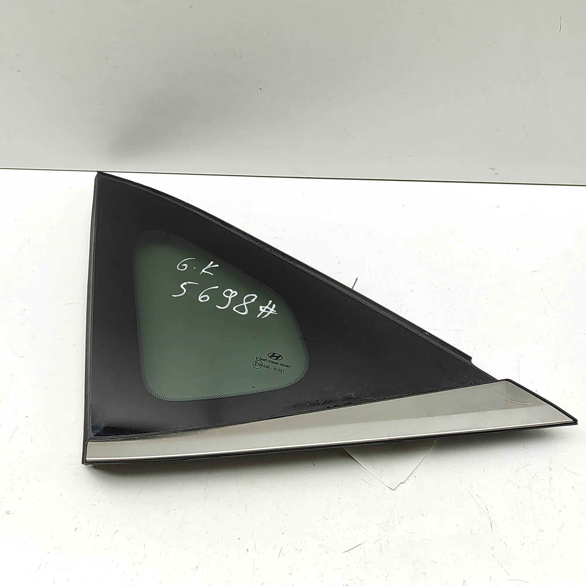 Hyundai Kona Rear Left Quarter Window Rear Left Quarter Window — HYUNDAI KONA (SX2) (...