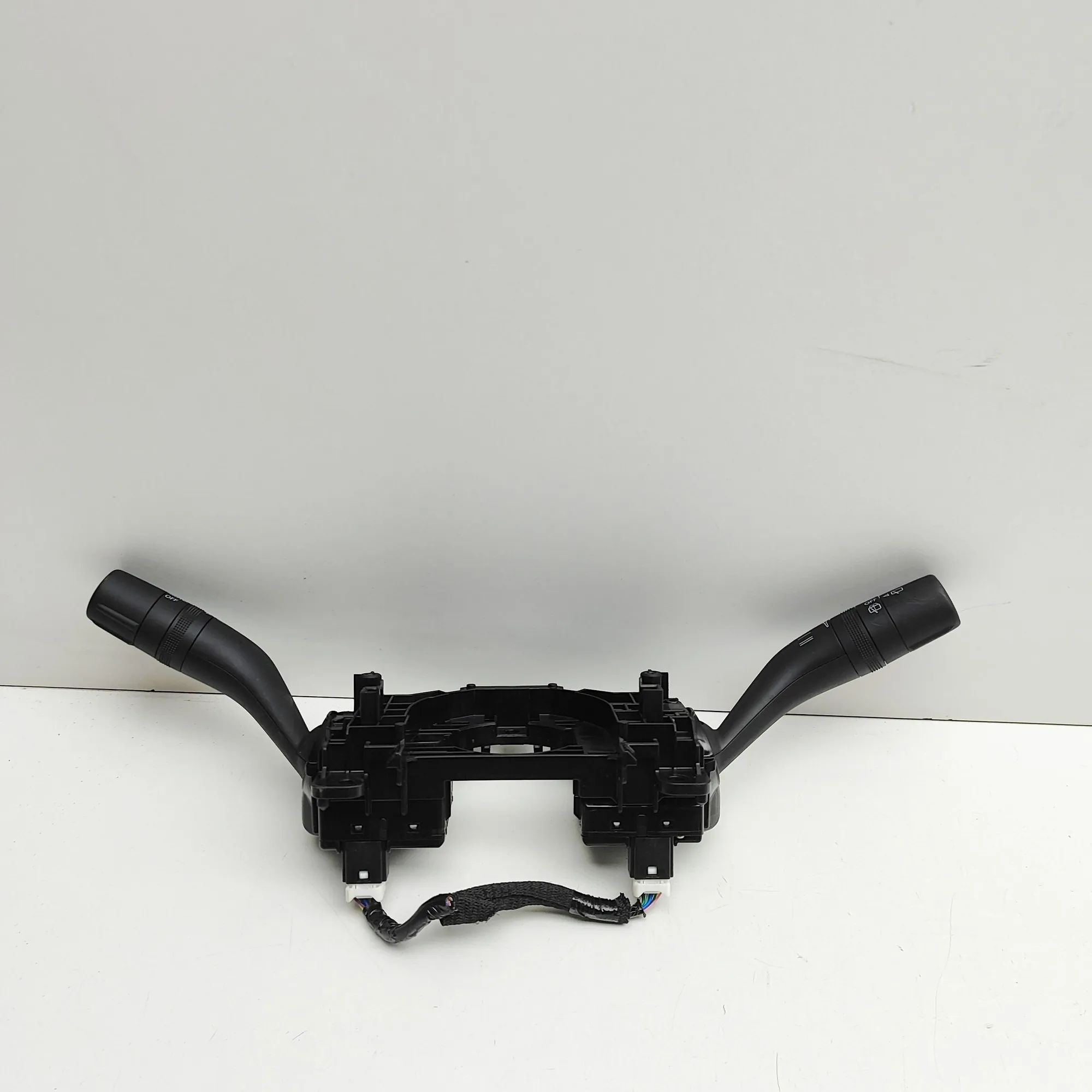 Mazda 3 (BP) Indicator Wiper Stalk Switch Indicator Wiper Stalk Switch — MAZDA 3 (Hatchba...