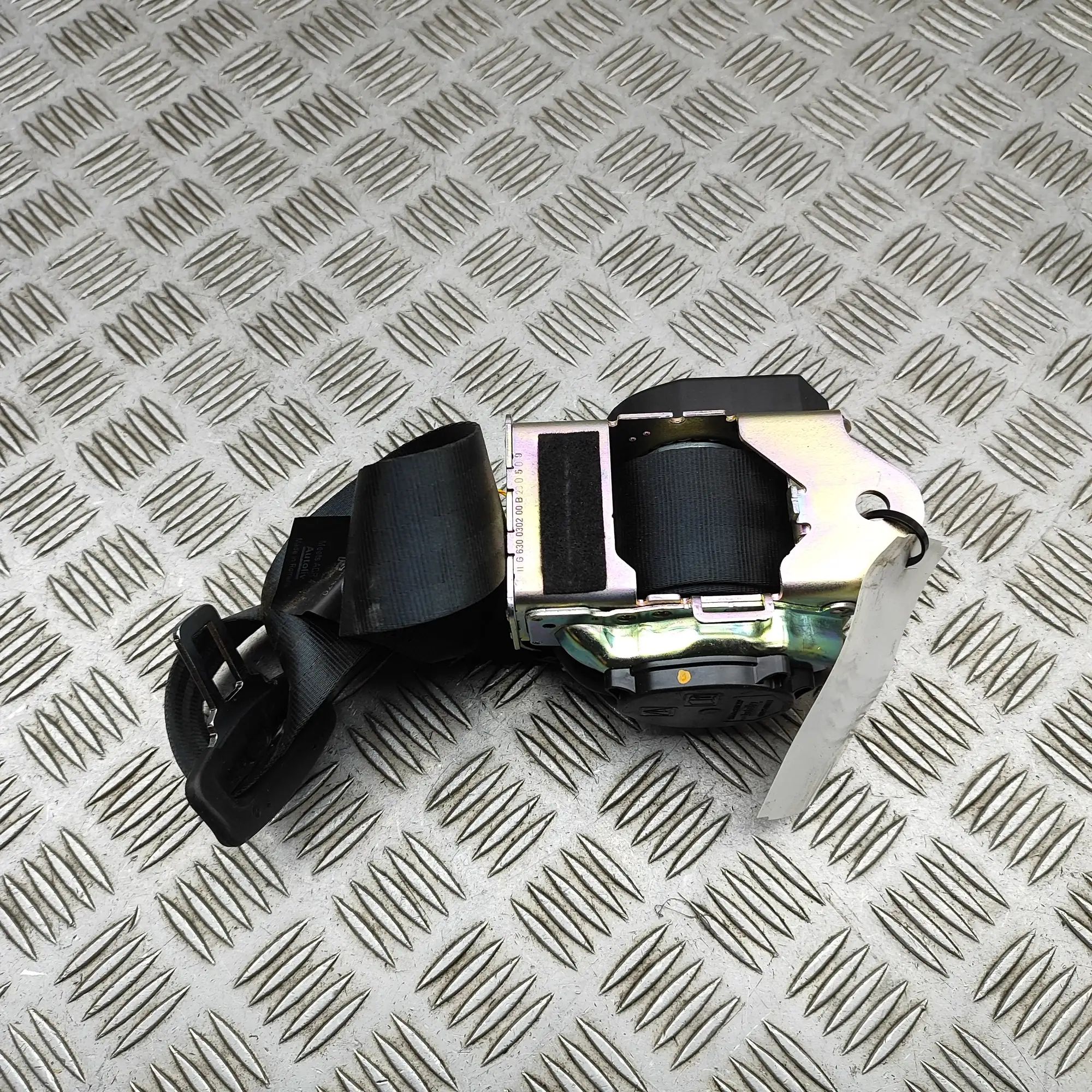 Volvo V60 Rear Left Seatbelt Rear Left Seatbelt — VOLVO V60 (II 225, 227) (2...