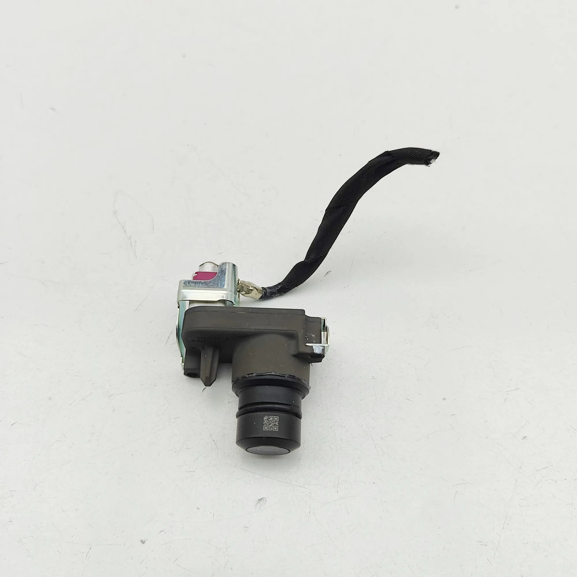Tesla Model 3 Camera — right Camera — right — TESLA MODEL 3 (Higland) (2024-...