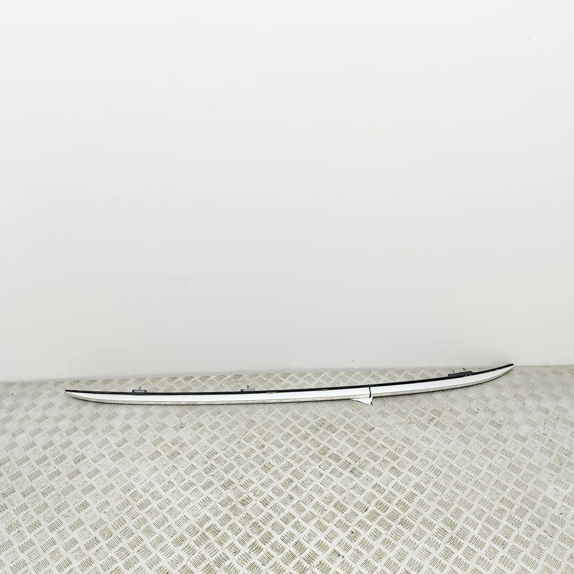 Mercedes-Benz GLA / EQA (H247) Right Side Roof Rail Right Side Roof Rail — MERCEDES BENZ GLA (H247)...
