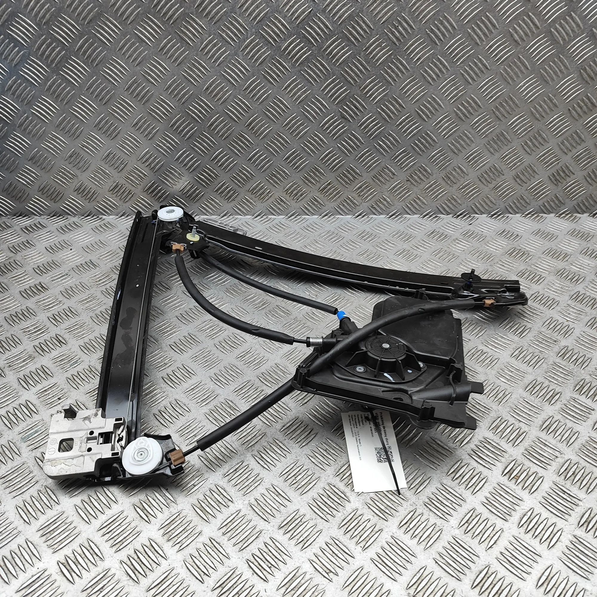 Tesla Model 3 Front Right Door Window Regulator Front Right Door Window Regulator — TESLA MODEL...