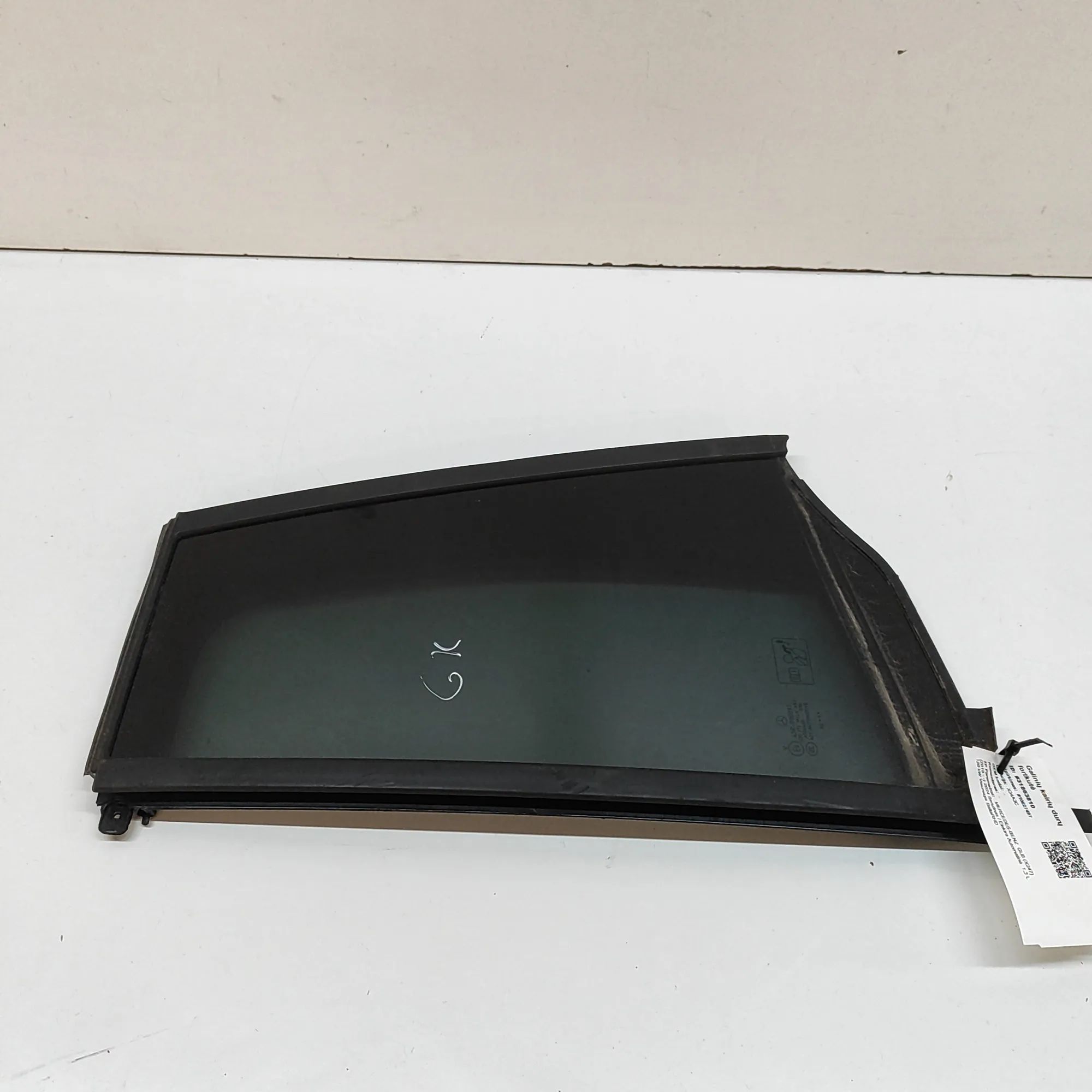 Mercedes-Benz GLB / EQB (X247) Rear door left-hand window Rear door left-hand window — MERCEDES BENZ GLB ...