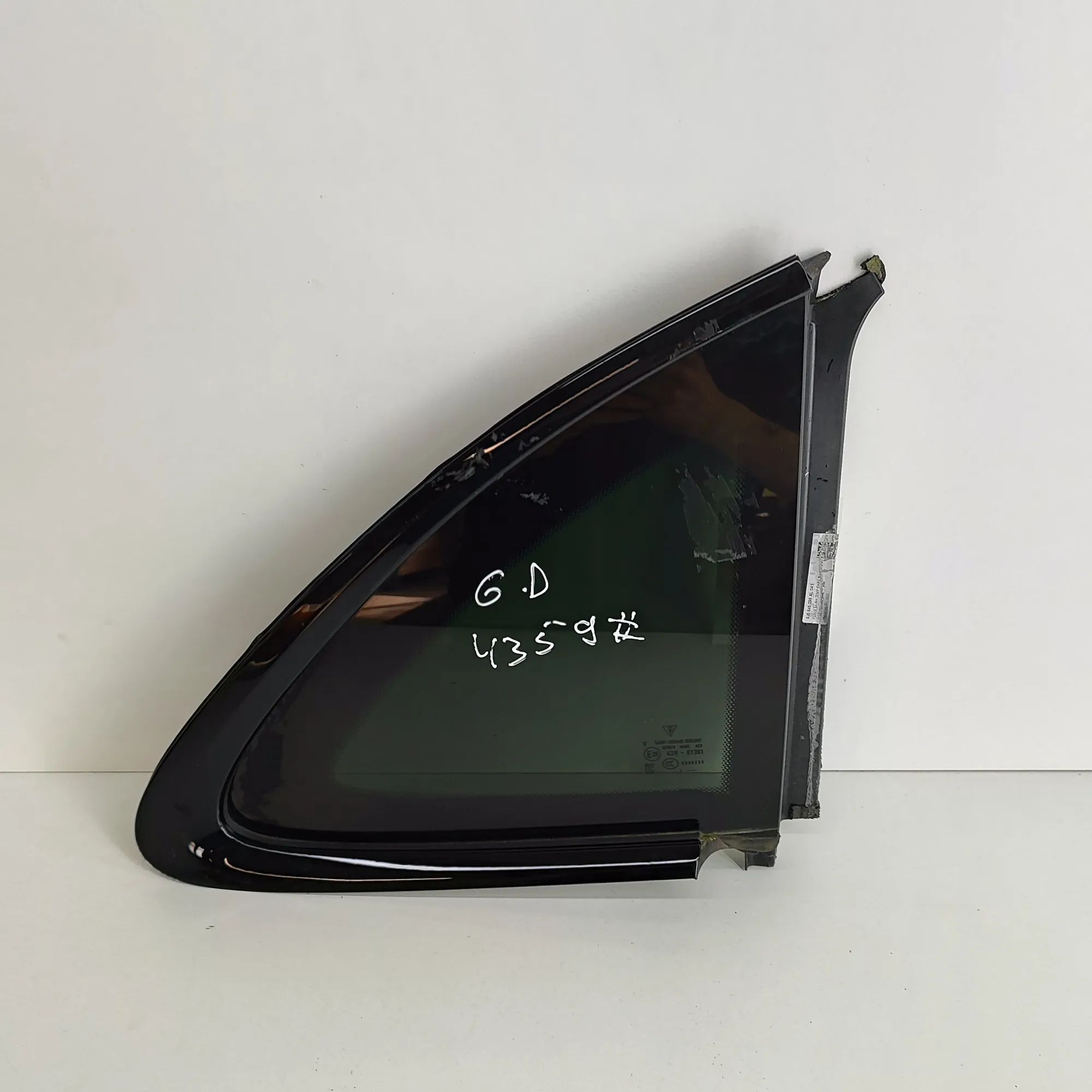 Porsche Taycan Rear Right Quarter Window Rear Right Quarter Window — PORSCHE TAYCAN (201...