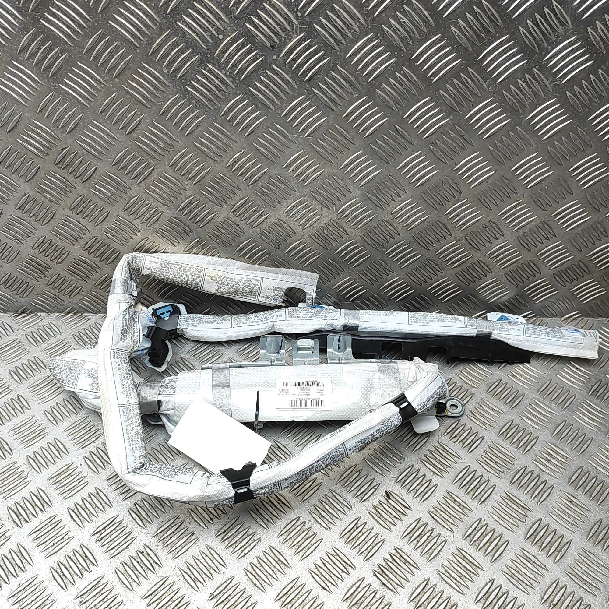 BMW X3 (F25) Right Side Roof Safety Curtain SRS Right Side Roof Safety Curtain SRS — BMW X3 (F2...