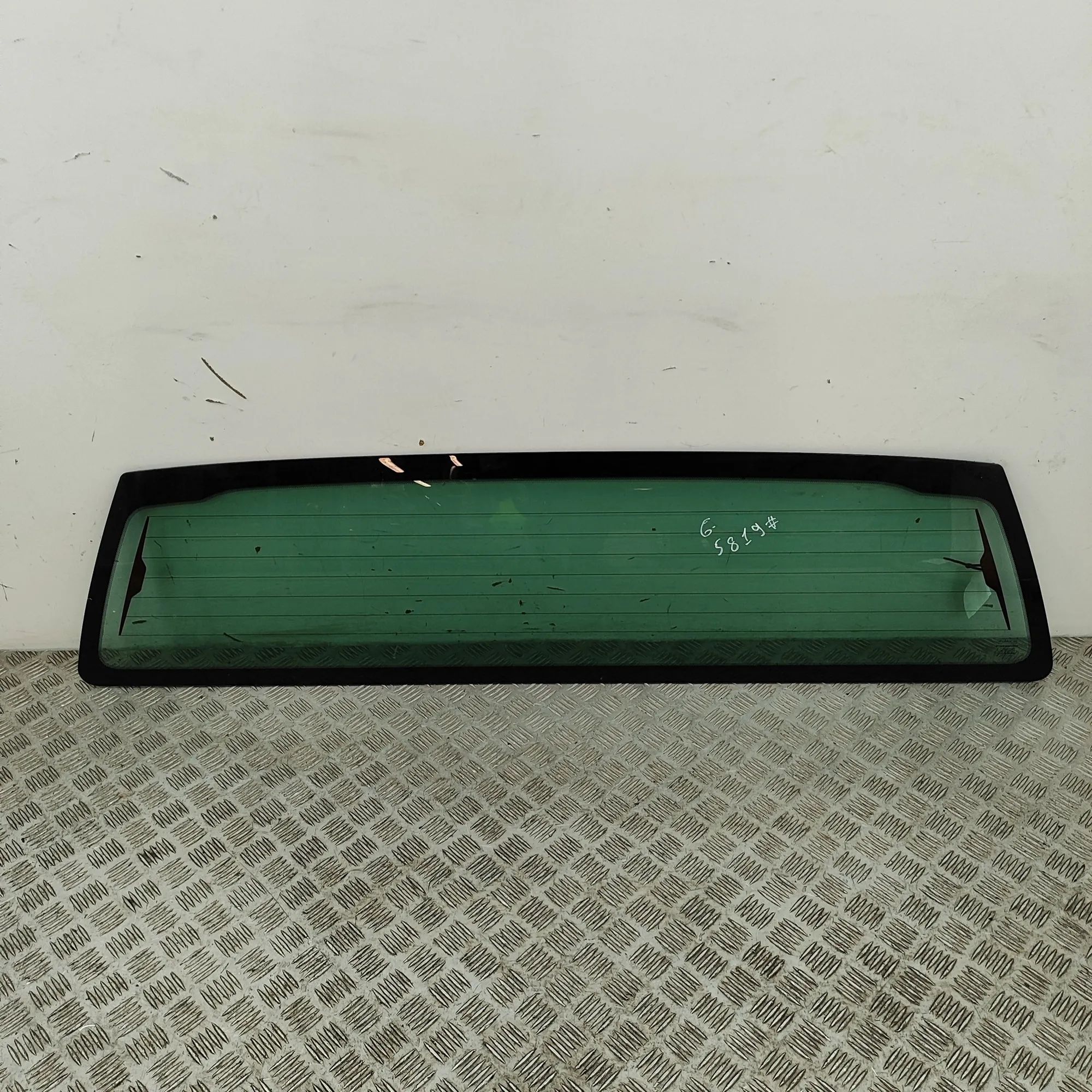 Ford Ranger Rear Window glass Rear window glass — FORD RANGER (TKE) (2011-......