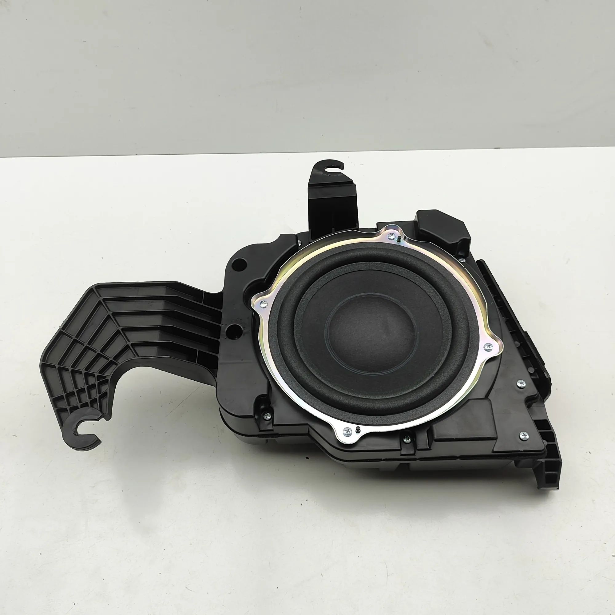Lexus NX Subwoofer