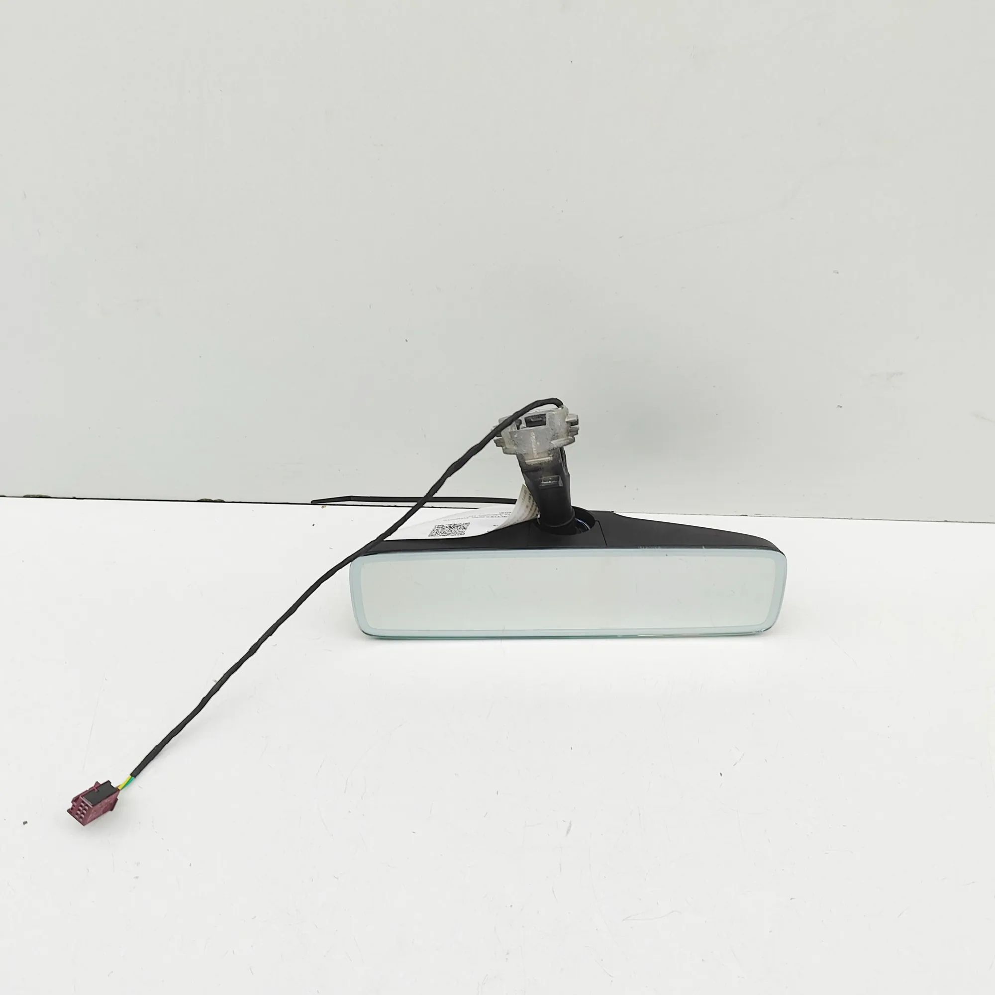 Mercedes-Benz A (W177) Interior Rear View Mirror Interior Rear View Mirror — MERCEDES BENZ EQAH2...
