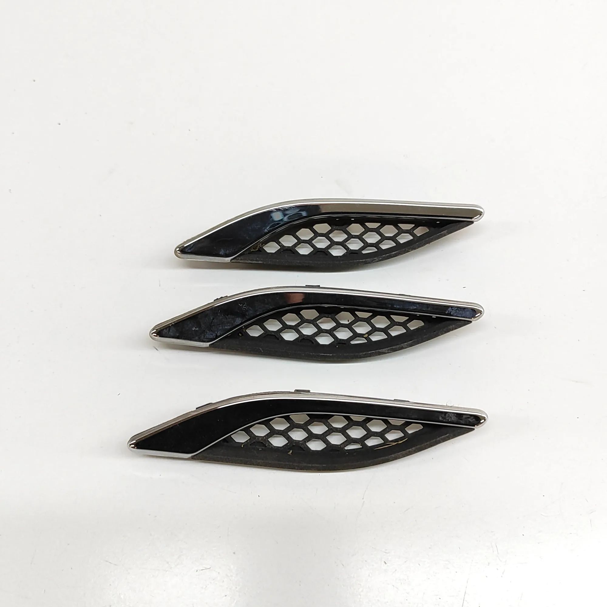 Maserati Ghibli Fender moulding — front right Fender moulding — front right — MASERATI GHIBLI...