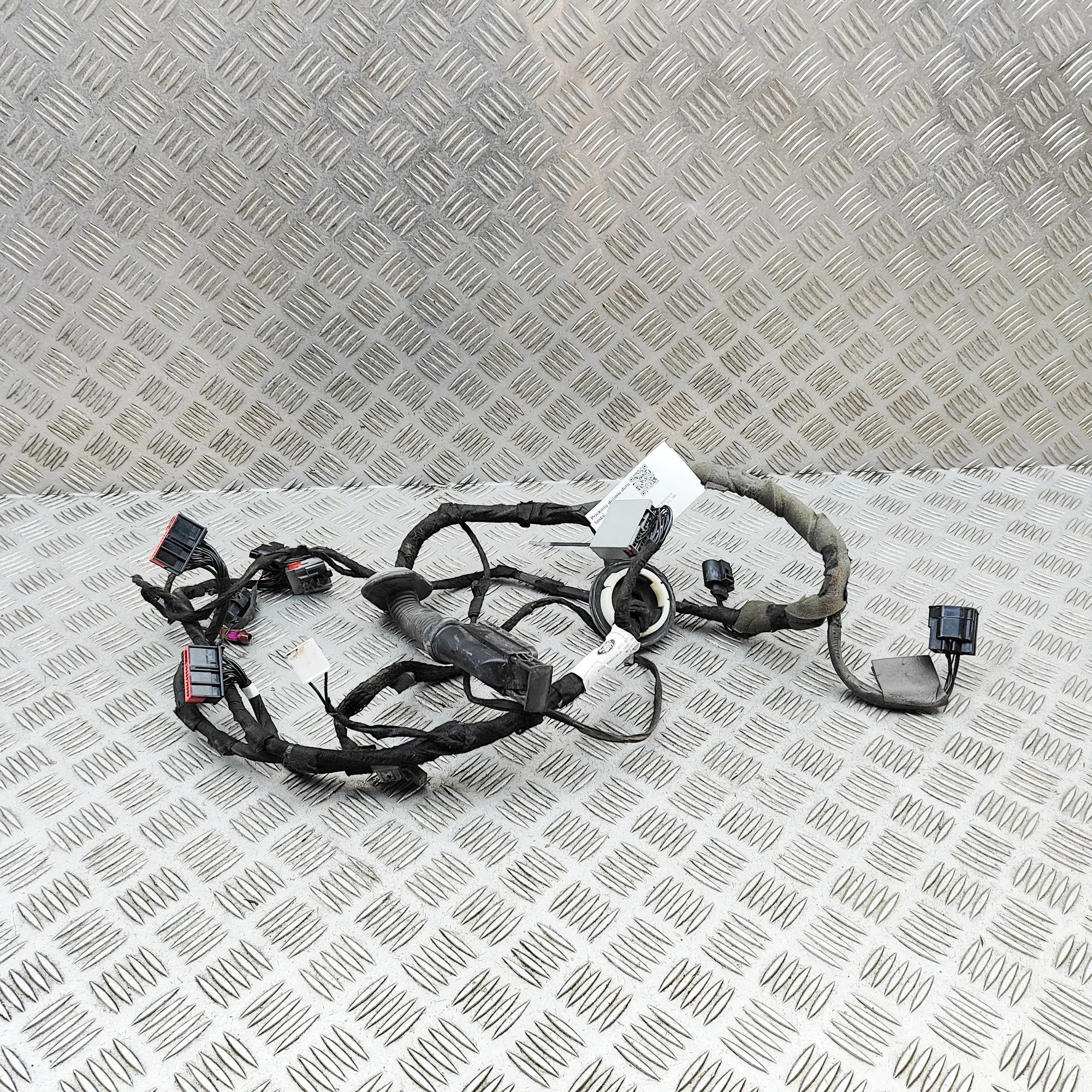 Land Rover Range Rover (L405) Door wiring — front right Door wiring — front right — LAND ROVER RANGE RO...