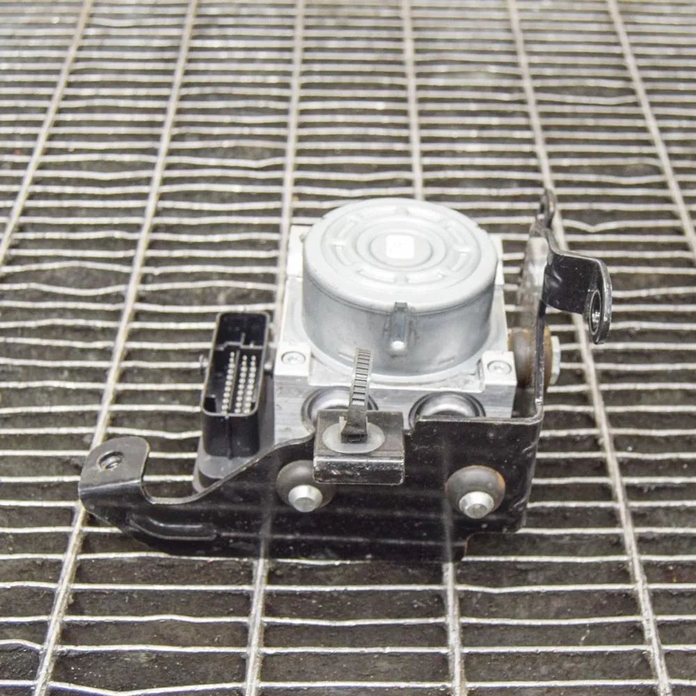 Hyundai Kona ABS hydraulic pump ABS Pump — HYUNDAI KONA (2017-...) — 062623-354...