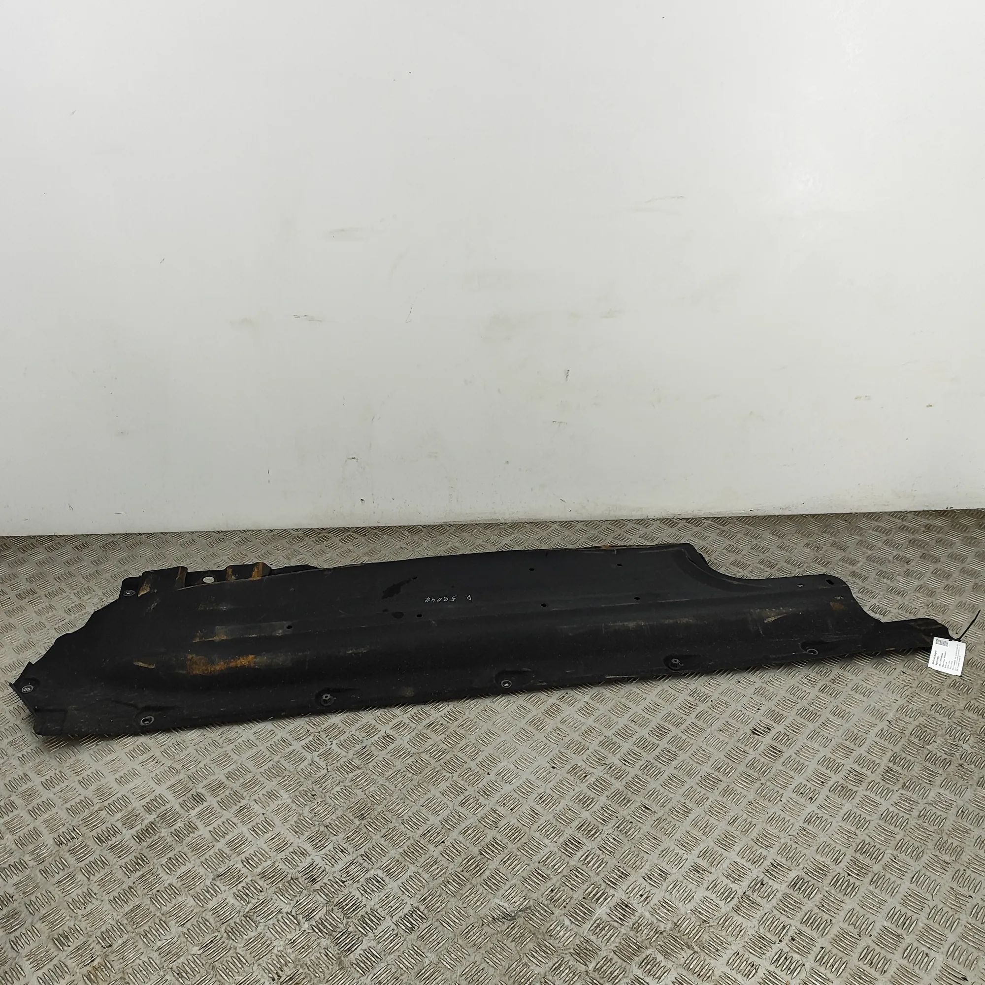 Kia Sorento Underbody cover — right Underbody cover — right — KIA SORENTO (IV MQ4, ...