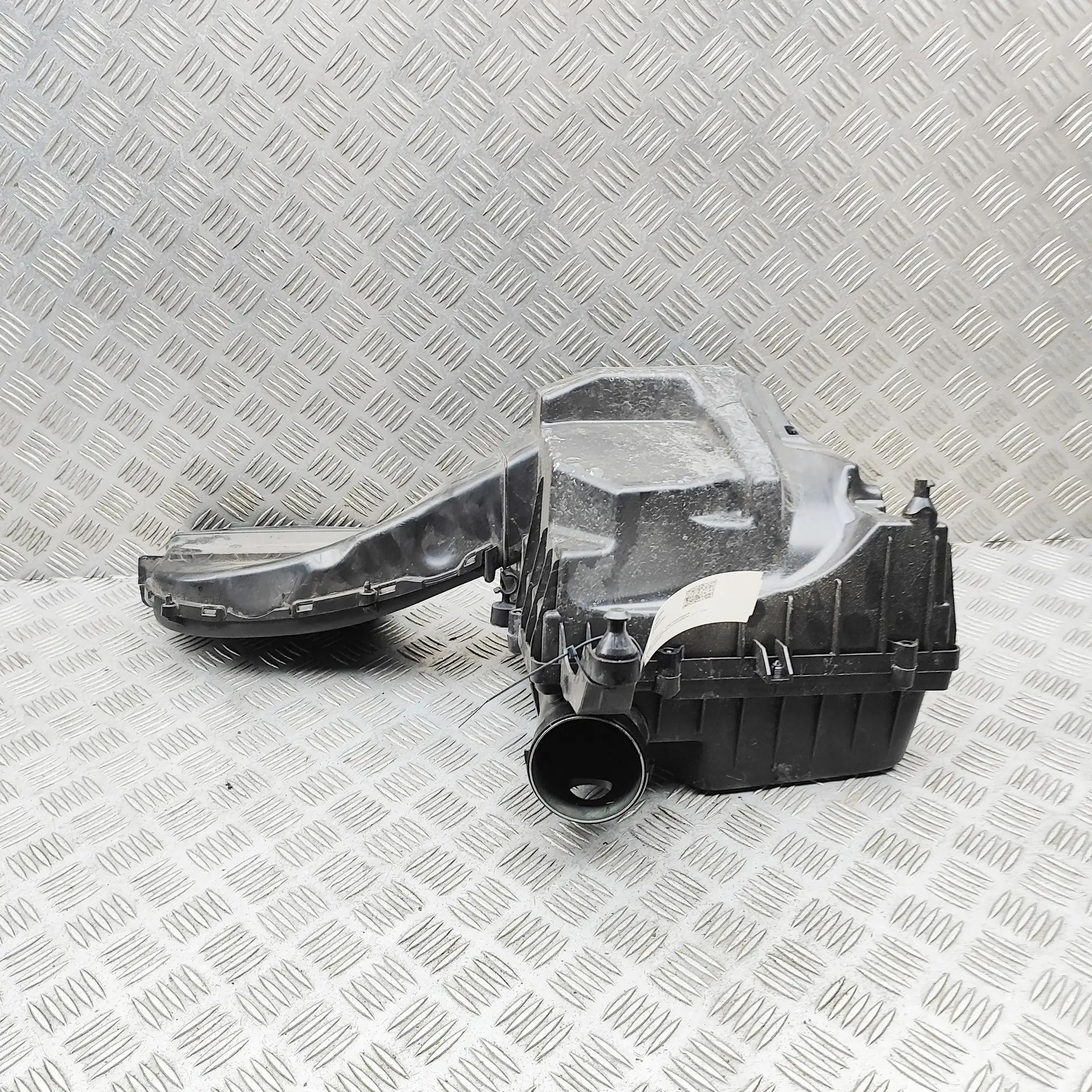 Volvo V40 Ilmanpuhdistin  Air Filter Box — VOLVO V40 (Hatchback) (2012-20...
