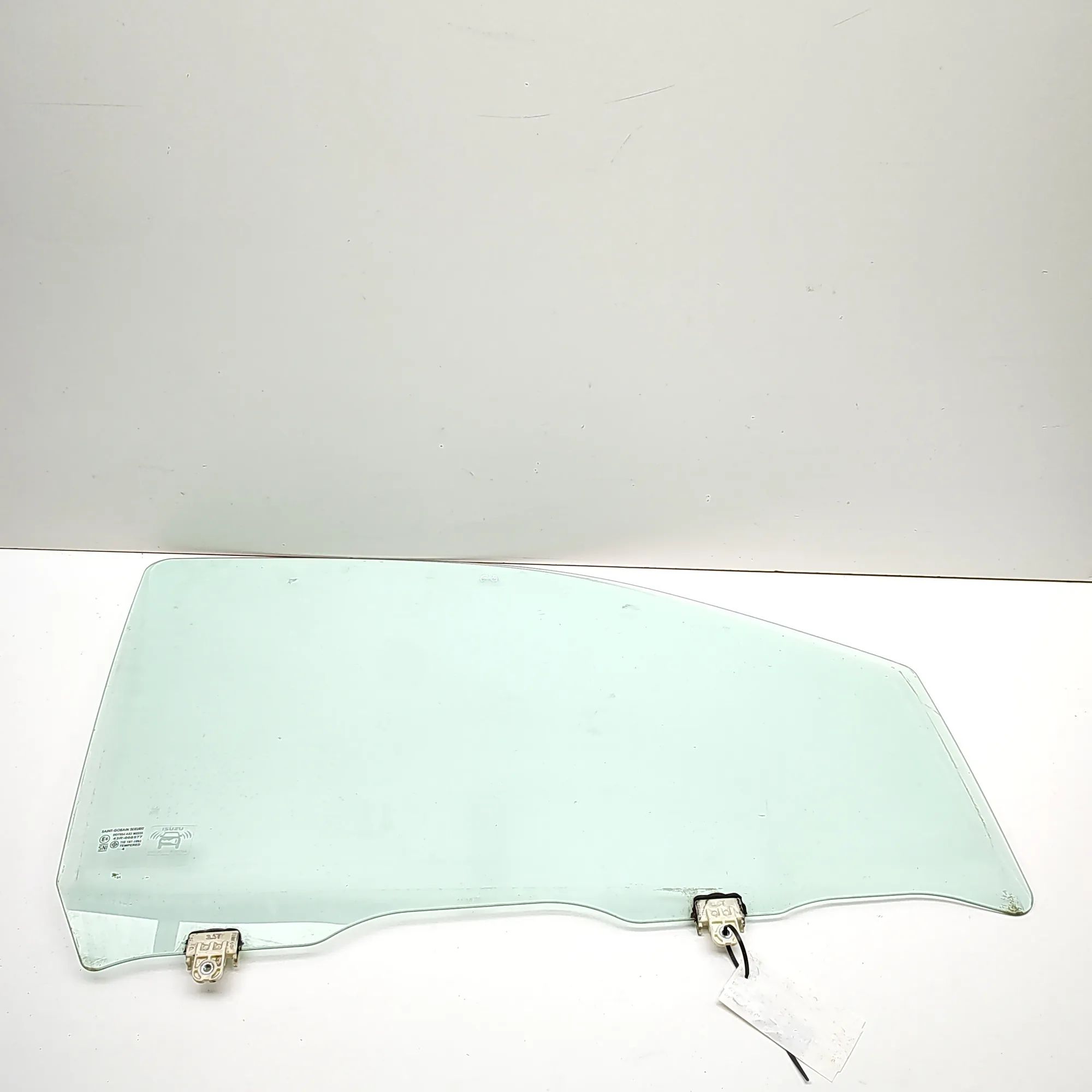 Isuzu D-Max Front Right Door Window Front Right Door Window — ISUZU D-MAX (II TFR, ...