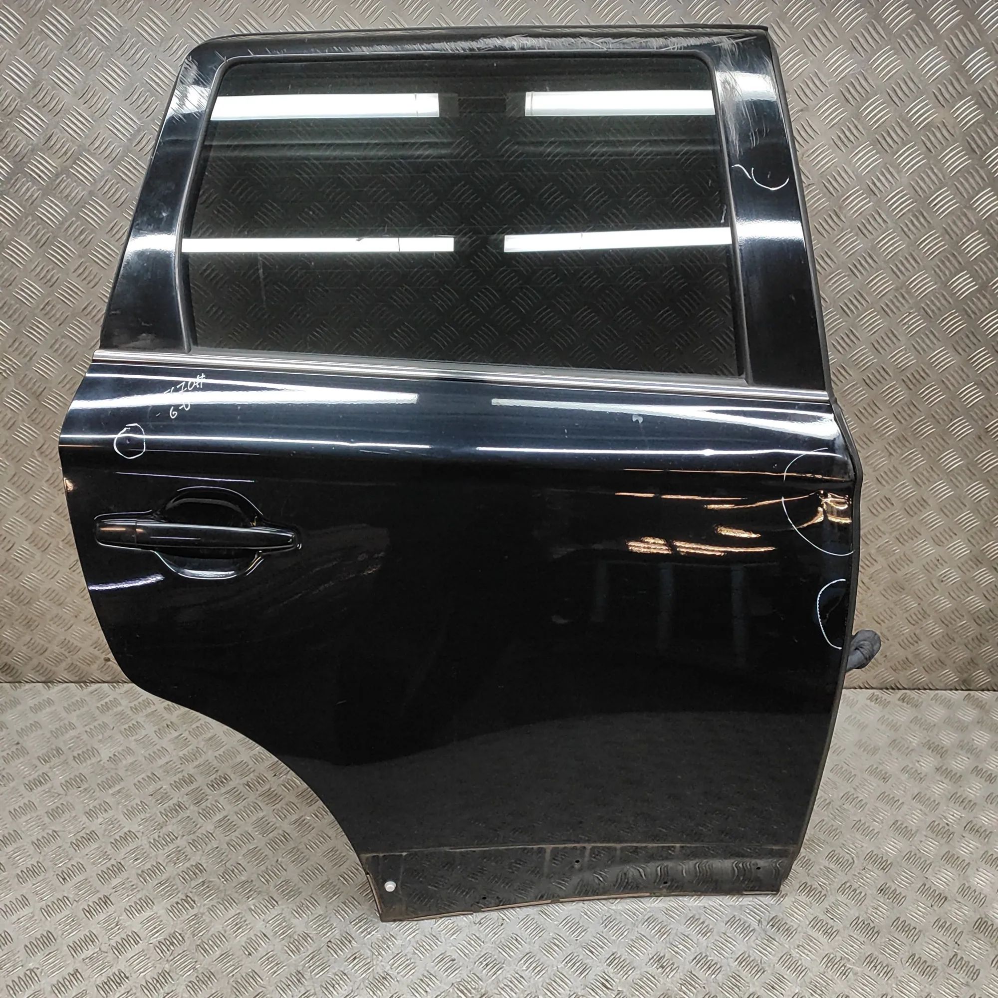 Mitsubishi Outlander Door — rear right Door — rear right — MITSUBISHI OUTLANDER (III G...