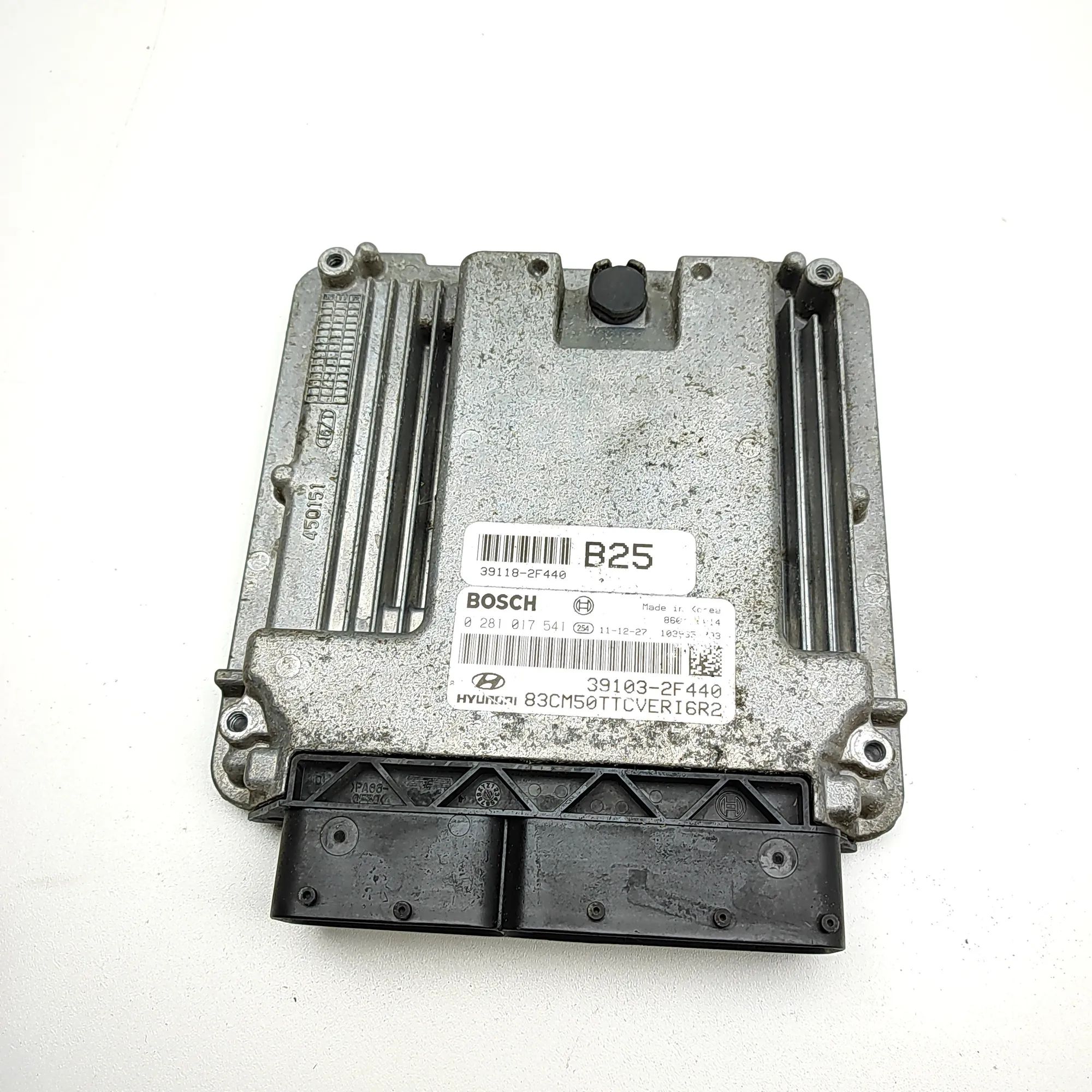 Hyundai Santa Fe Engine Control Unit Engine Control Unit — HYUNDAI SANTA (FÉ II CM) ...