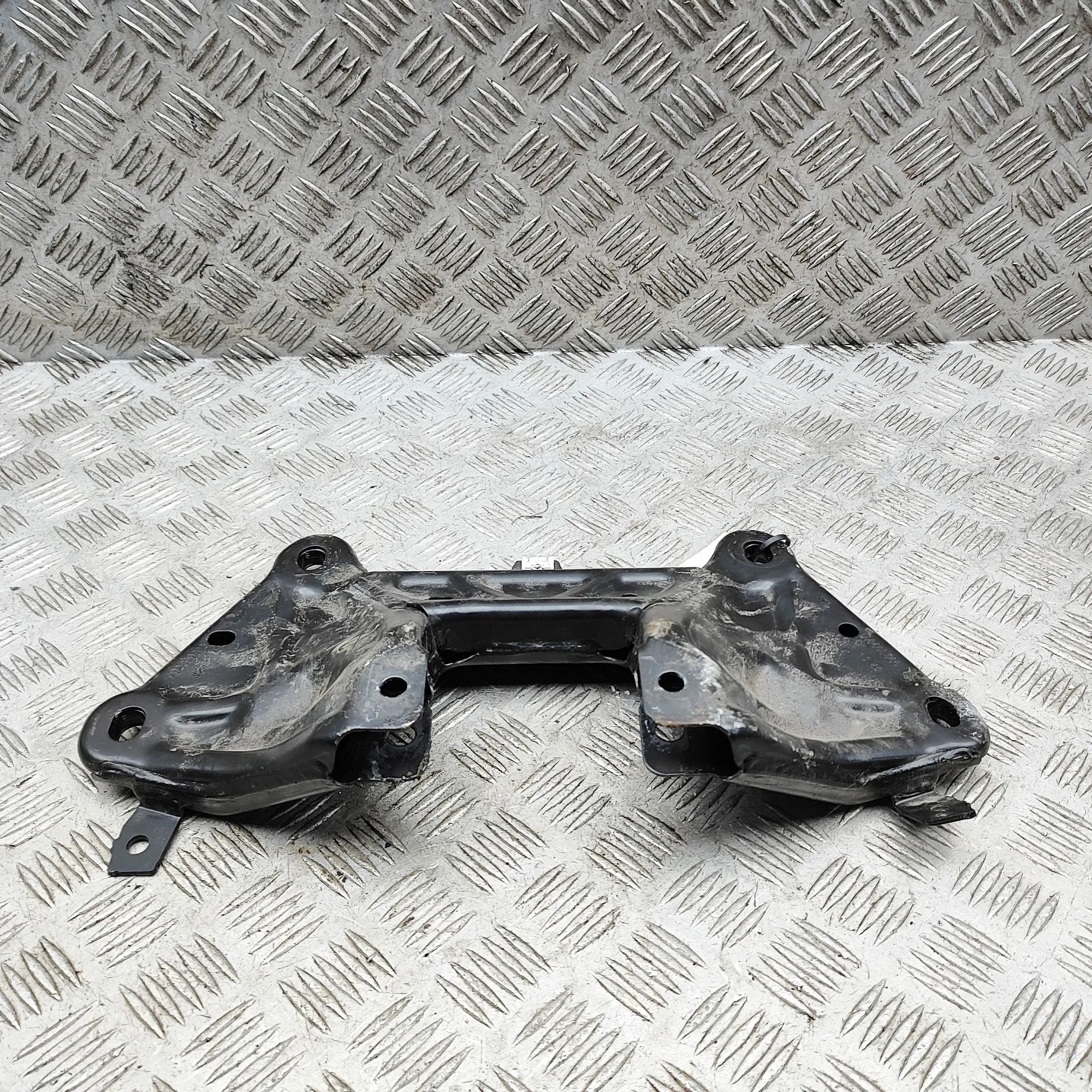 Porsche 911 (992) Gearbox Mount Bracket Gearbox Mount Bracket — PORSCHE 911 (992) (2019...