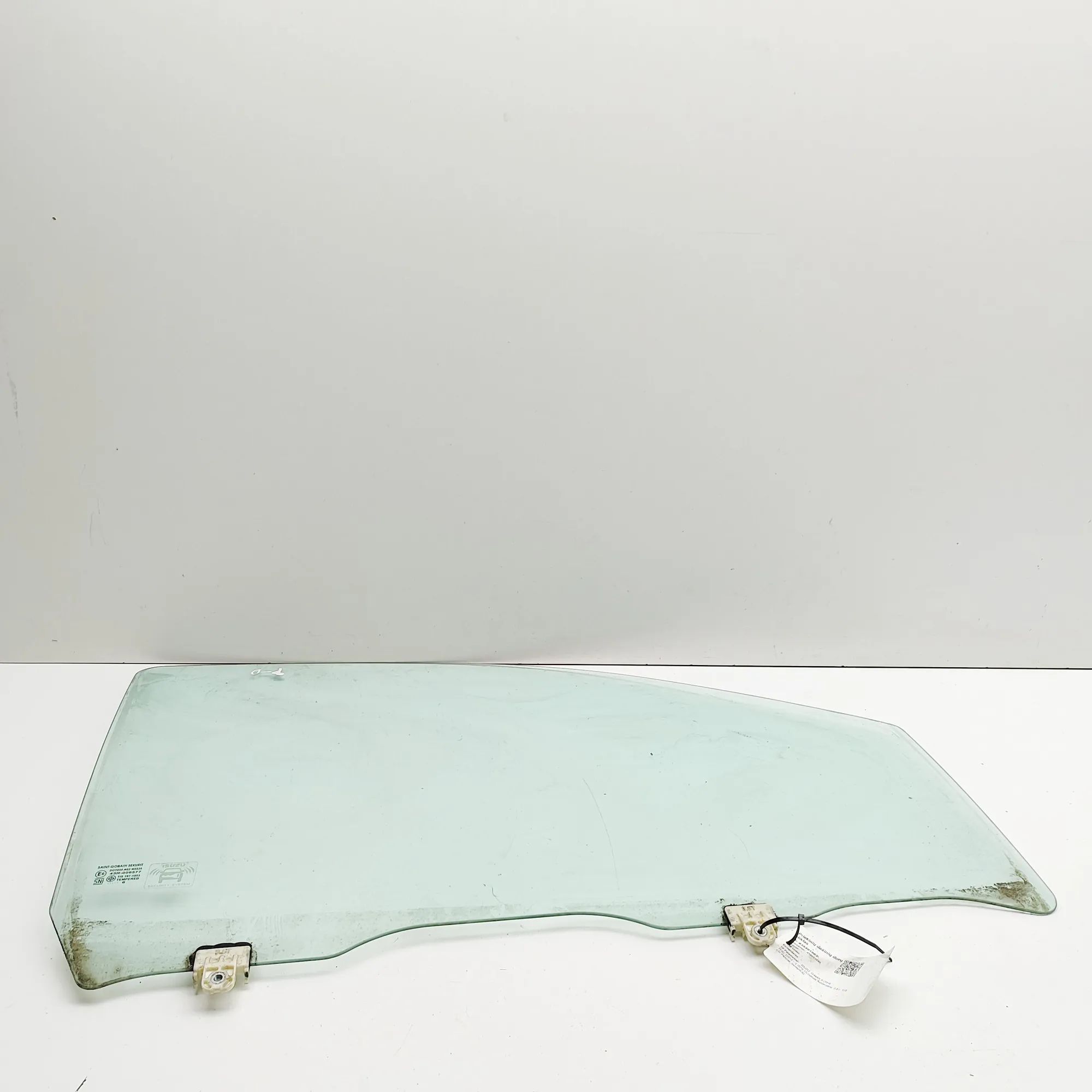 Isuzu D-Max Front Right Door Window Front Right Door Window — ISUZU D-MAX (II TFR, ...