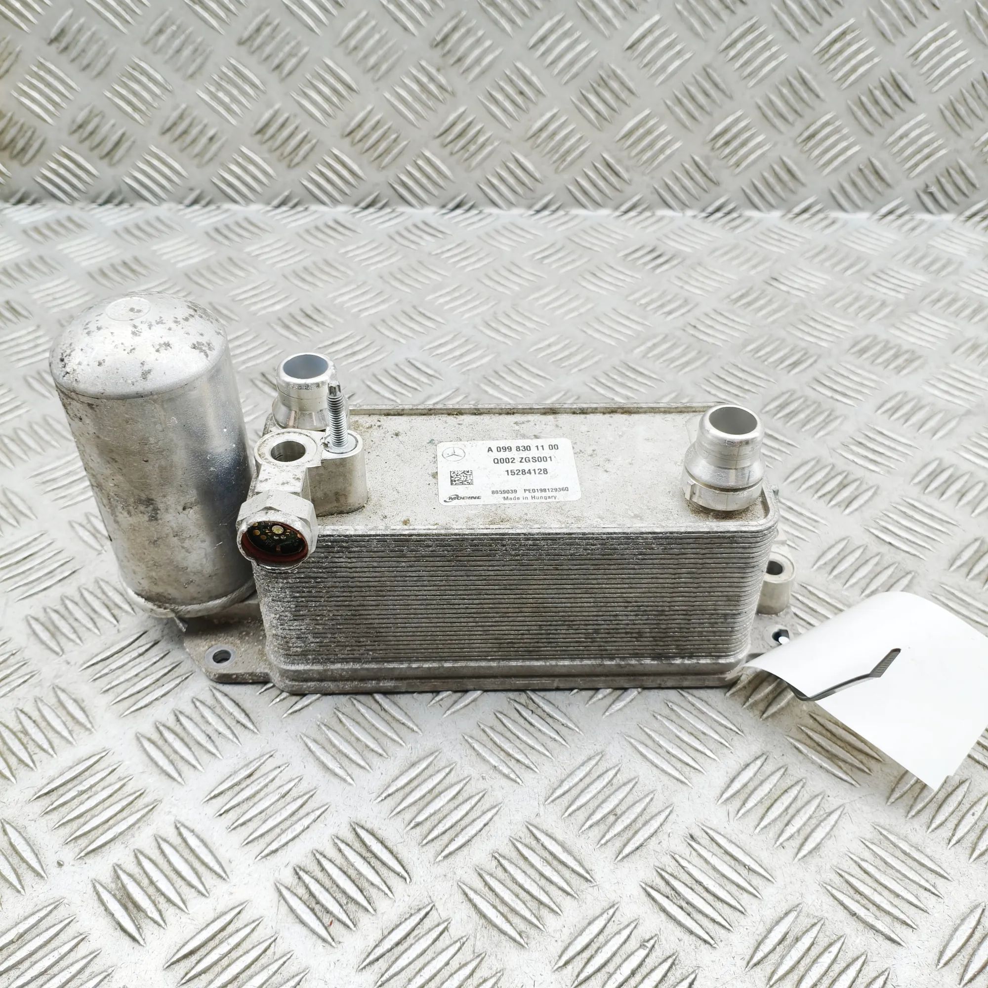 Mercedes-Benz A (W177) Battery Cooling Radiator Battery Cooling Radiator — MERCEDES BENZ EQAH24...