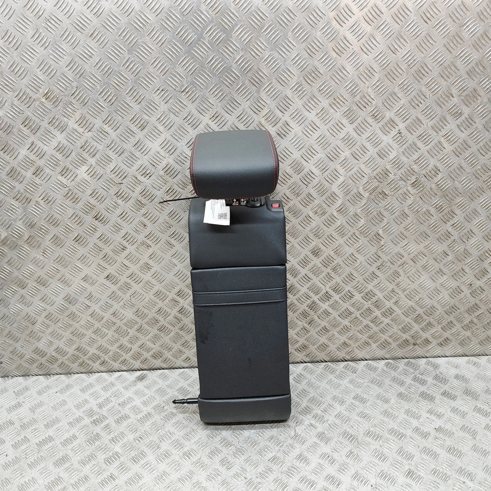 Mercedes-Benz A (W177) Заднее сиденье Rear seat — MERCEDES BENZ EQAH243 (2021-...) — ...