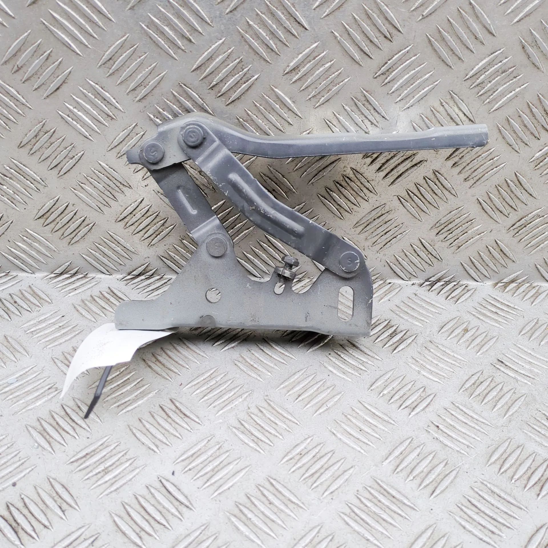 Kia Sportage Bonnet hinge — front right Bonnet hinge — front right — KIA SPORTAGE (V NQ...