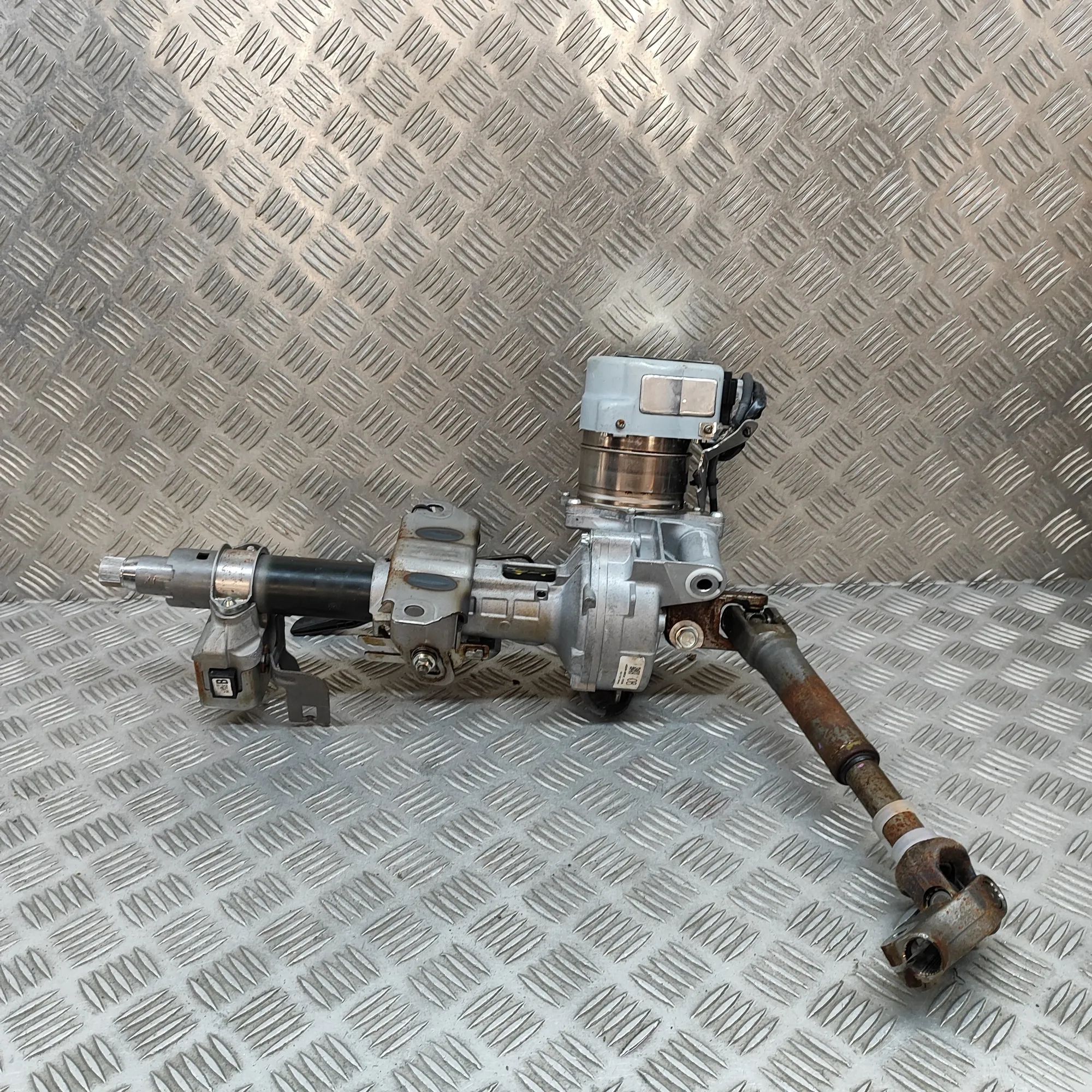 Toyota Yaris Steering Column Mechanism Steering Column Mechanism — TOYOTA YARIS (CROSS...