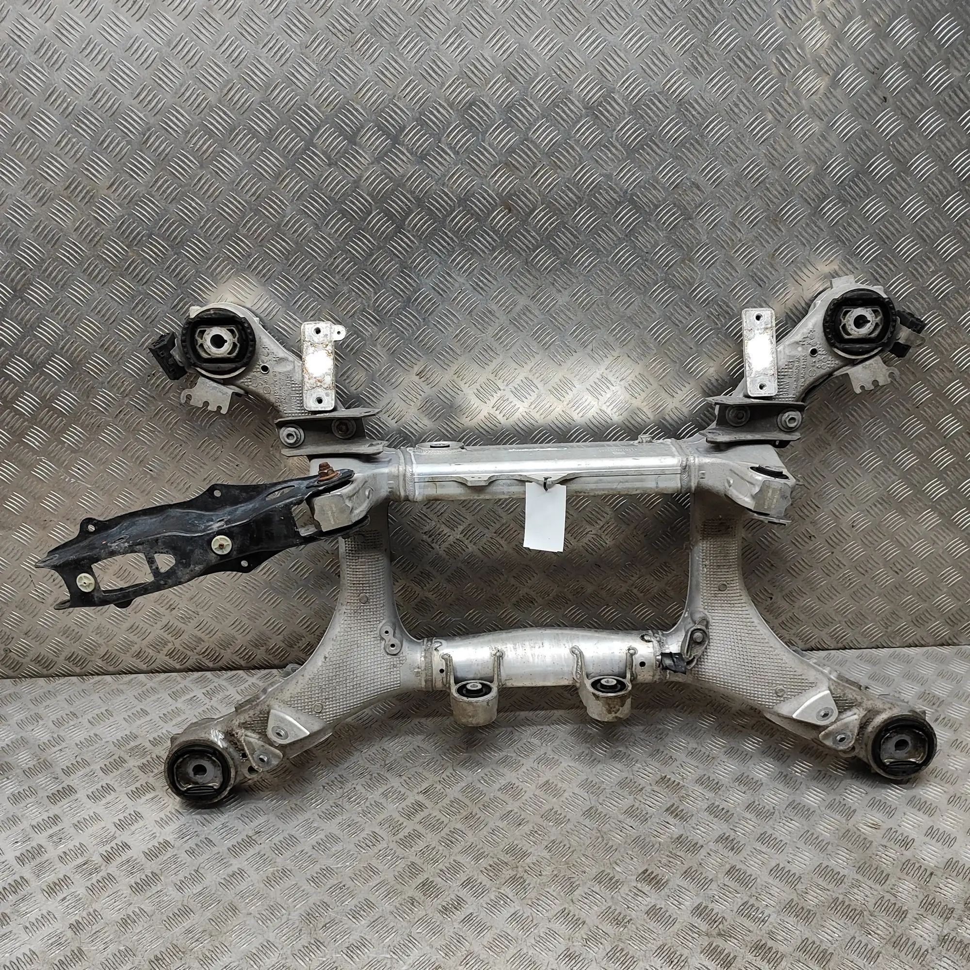 BMW X5 (G05) Rear subframe Rear subframe — BMW X5 (G05) (2018-...) — 68941...
