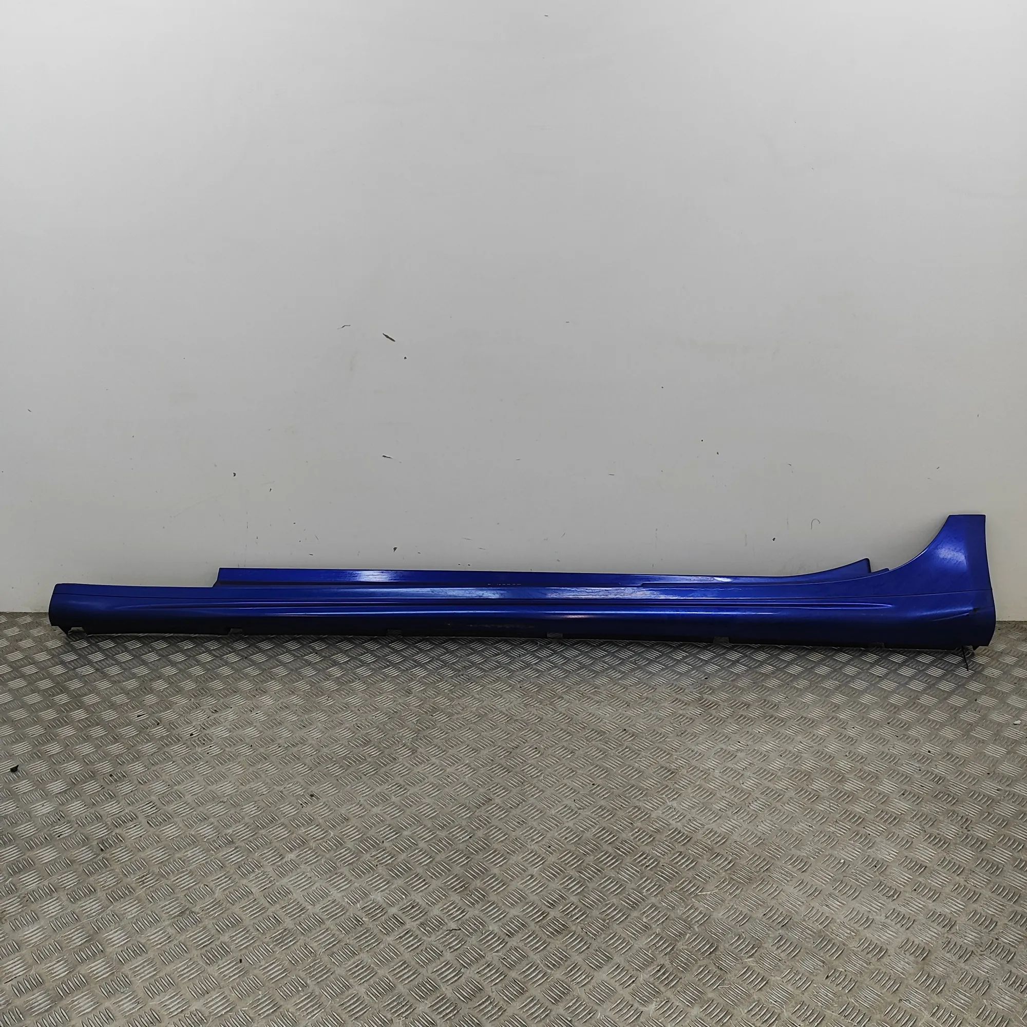 Maserati Ghibli Left Side Plastic Sideskirt Cover Left Side Plastic Sideskirt Cover — MASERATI GH...