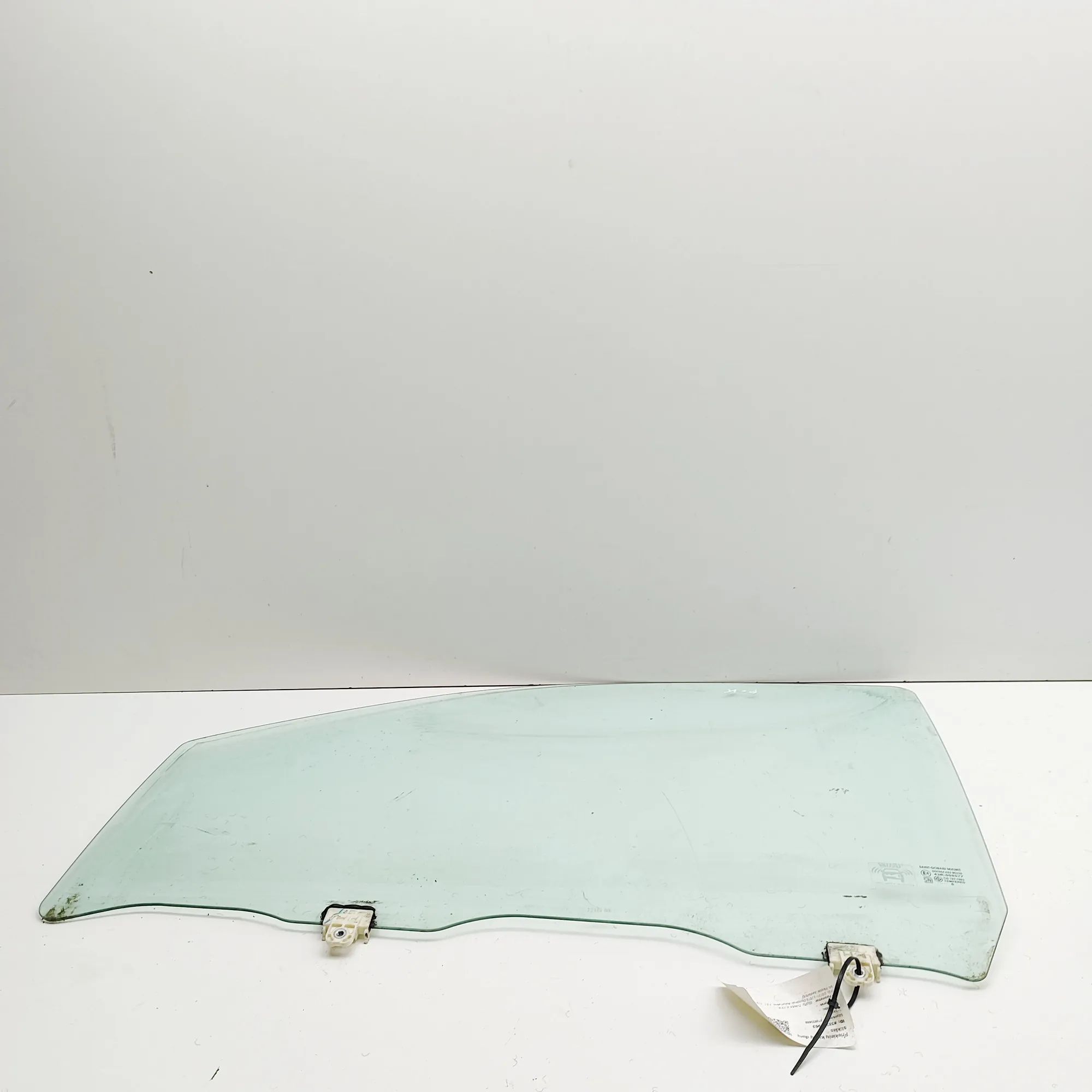Isuzu D-Max Front Left Door Window Front Left Door Window — ISUZU D-MAX (II TFR, T...