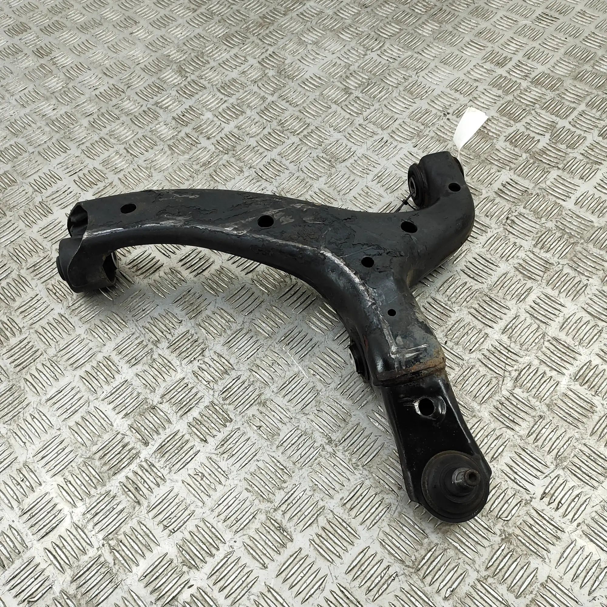 Volkswagen Amarok Front Left Lower Control Arm Front Left Lower Control Arm — VW AMAROK (2H_, ...