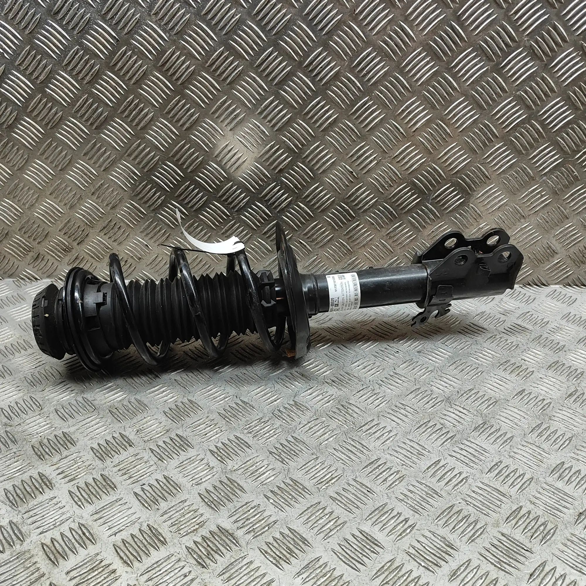 Toyota Yaris Shock absorber — front right Shock absorber — front right — TOYOTA YARIS (CR...