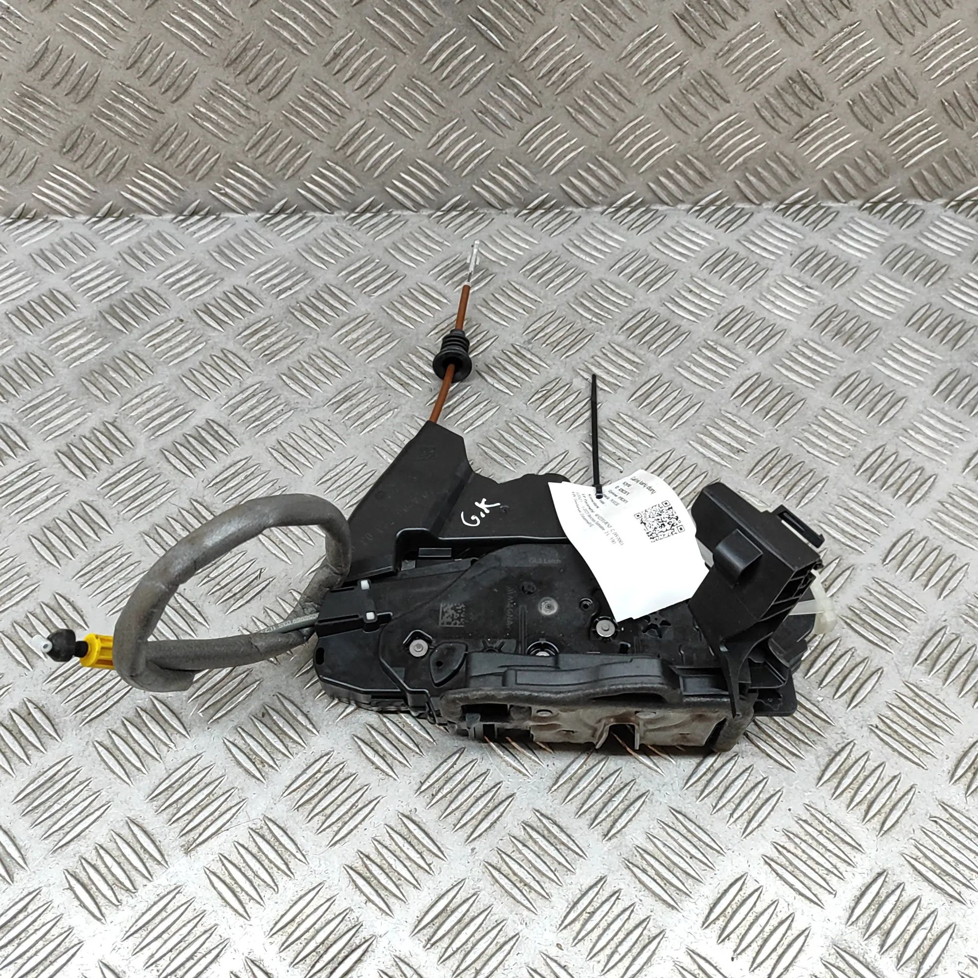 Mercedes-Benz A (W177) Door lock — rear left Door lock — rear left — MERCEDES BENZ C-CLASS (...