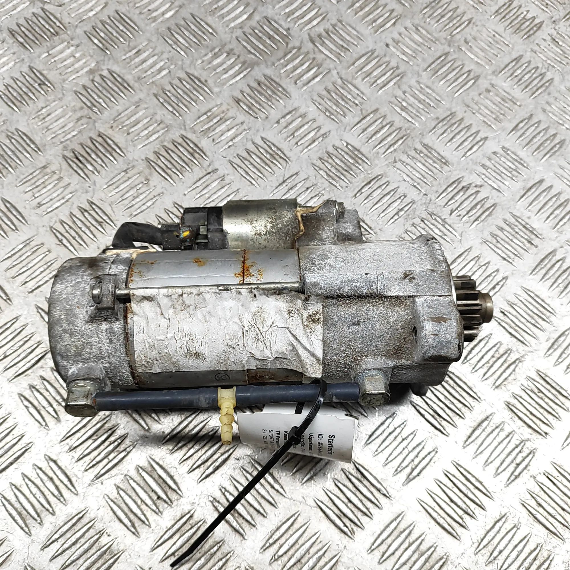 Land Rover Range Rover Sport (L494) Starter Motor Starter motor — LAND ROVER RANGE ROVER SPORT (I...