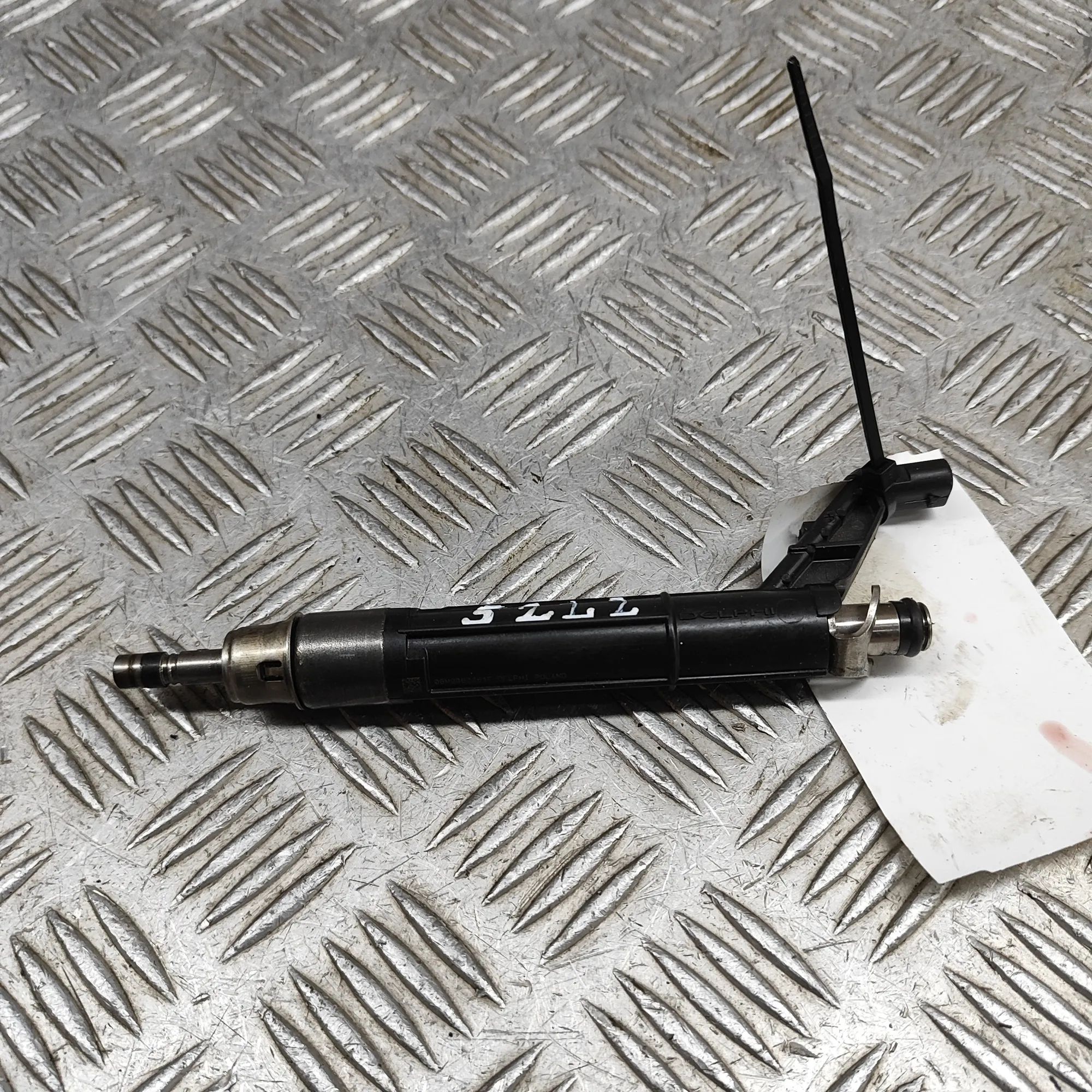 Porsche Cayenne Fuel Injector Fuel injector — PORSCHE CAYENNE (Coupe 9YB) (20...