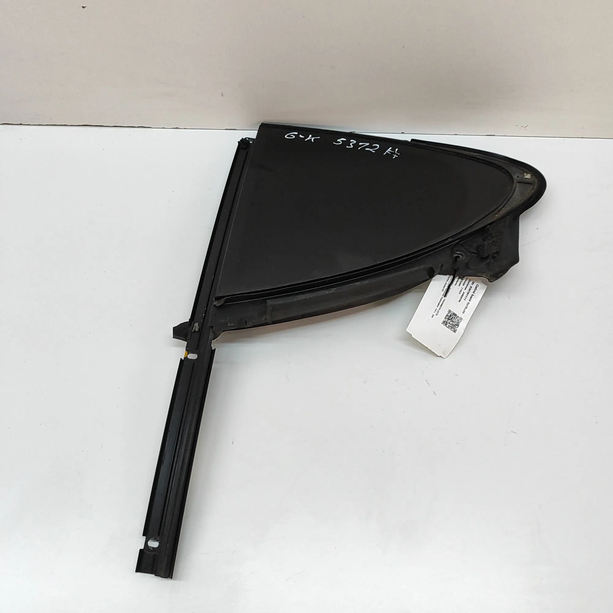 Porsche Panamera Rear door left-hand window