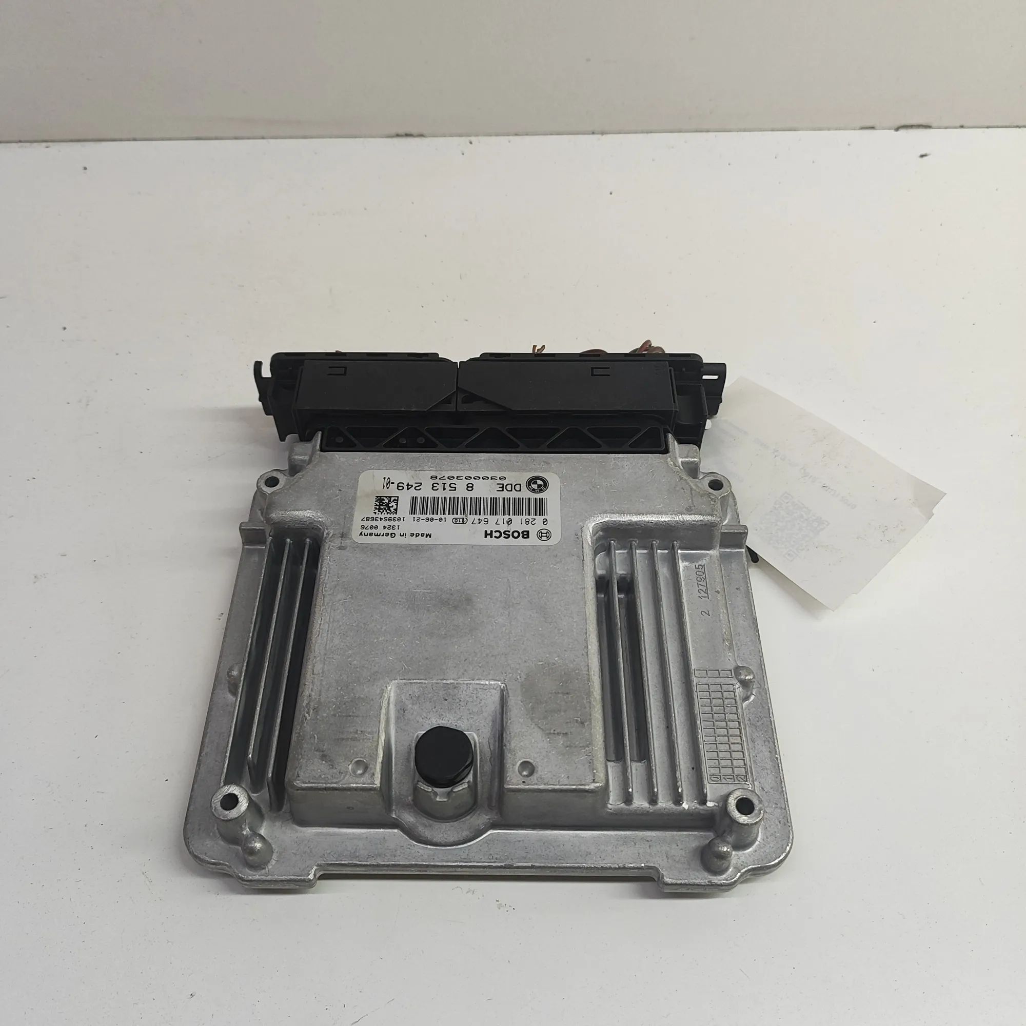 BMW X3 (E83) Engine Control Unit Engine Control Unit — BMW X3 (F25) (2010-2017) ...