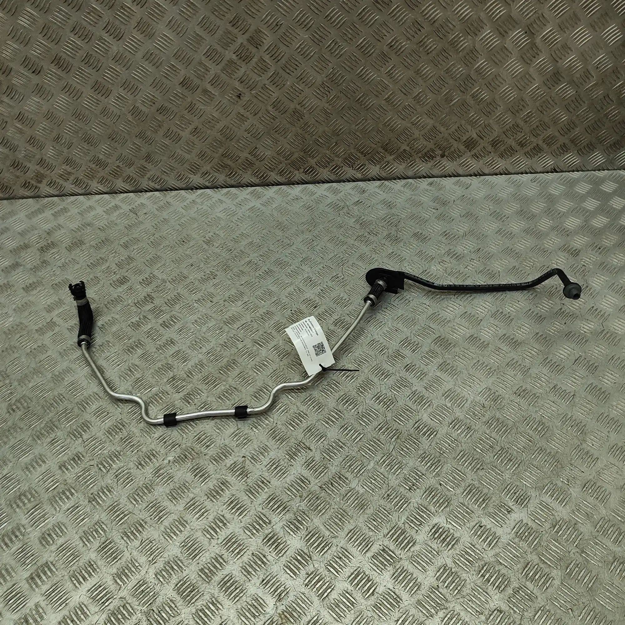 Mercedes-Benz A (W176) Vacuum pipe Vacuum pipe — MERCEDES BENZ AMG (GT C190) (2014...