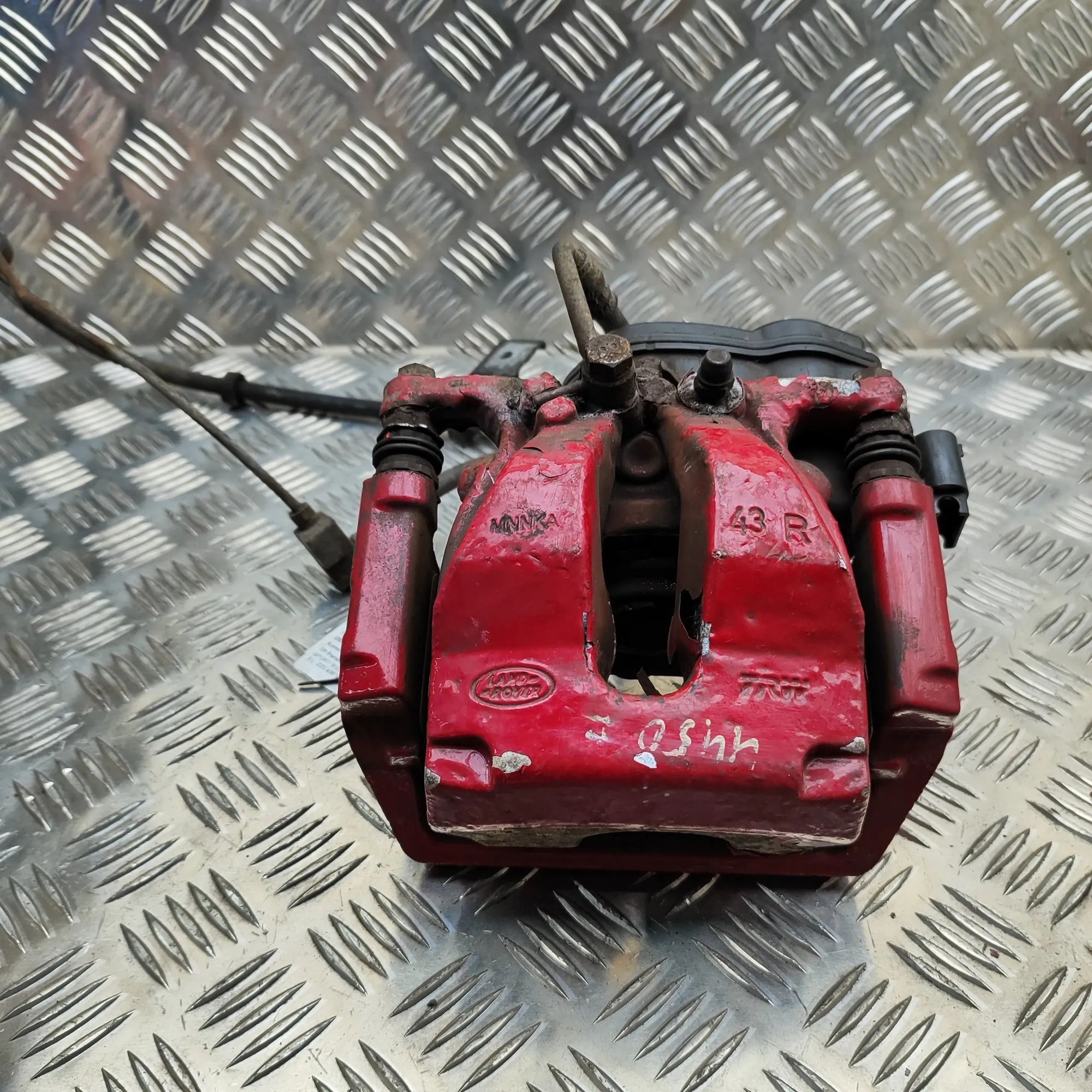 Land Rover Range Rover Sport (L494) Brake caliper — rear right Brake caliper — rear right — LAND ROVER RANGE R...