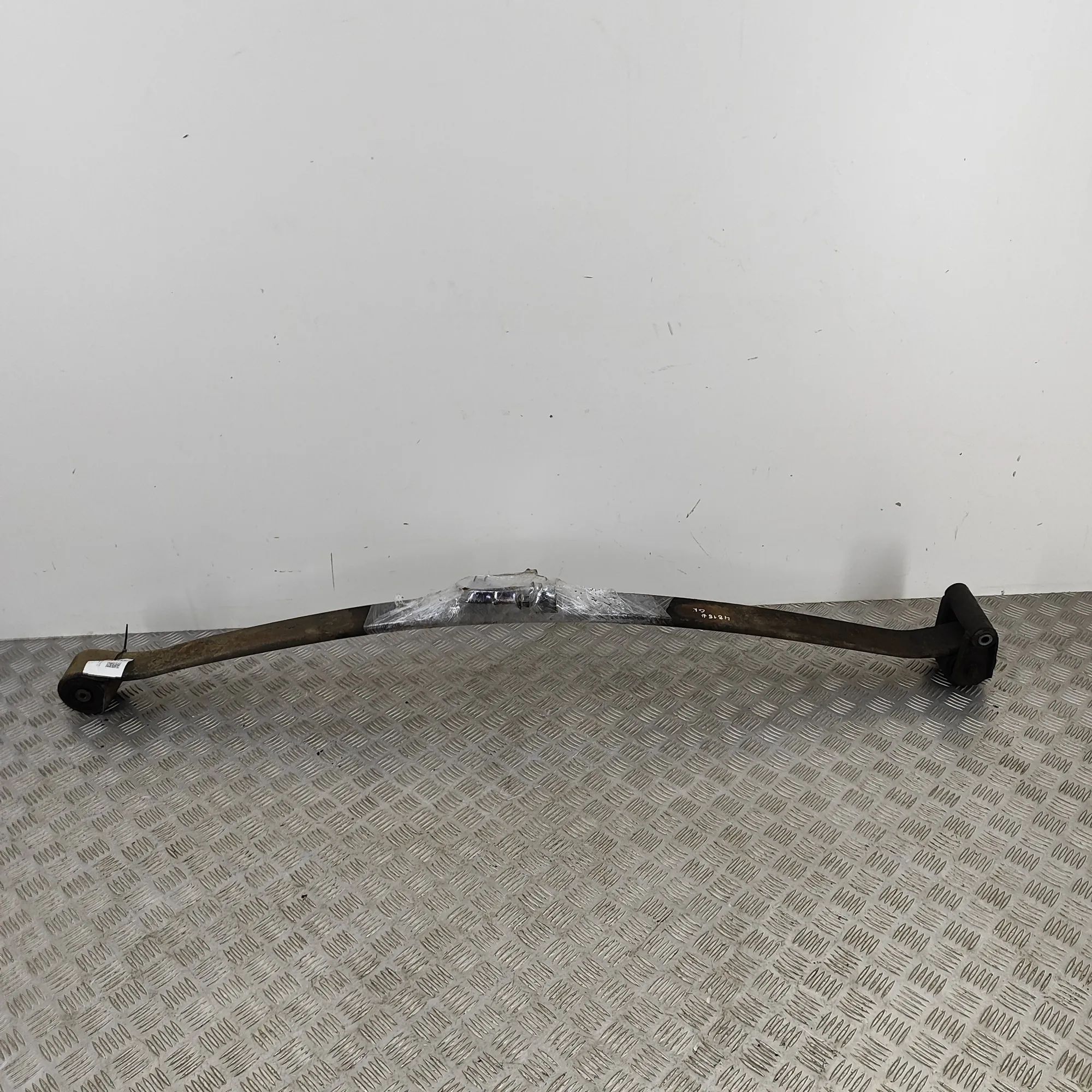 Volkswagen Crafter Rear Left Leaf Spring Rear Left Leaf Spring — VW CRAFTER (30-50 Van 2...