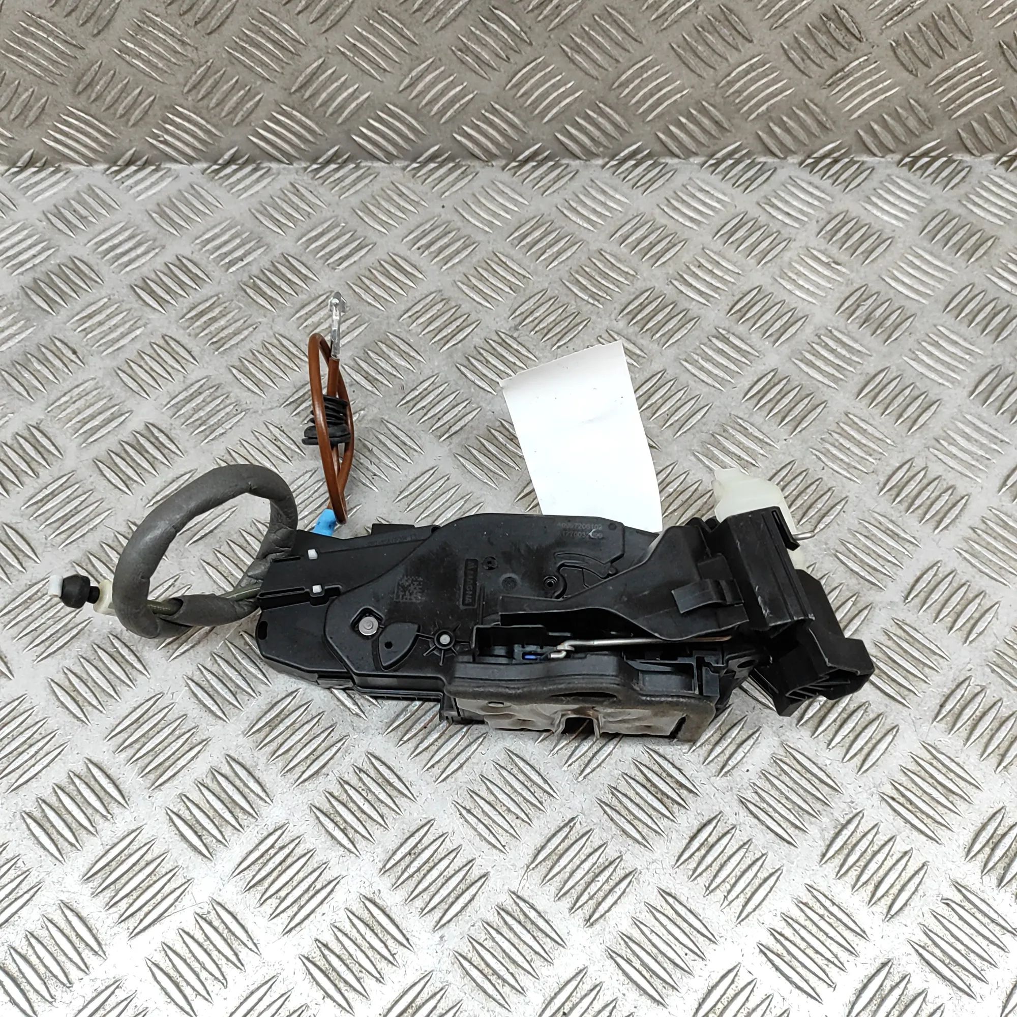 Mercedes-Benz A (W177) Door lock — front left Door lock — front left — MERCEDES BENZ C-CLASS ...